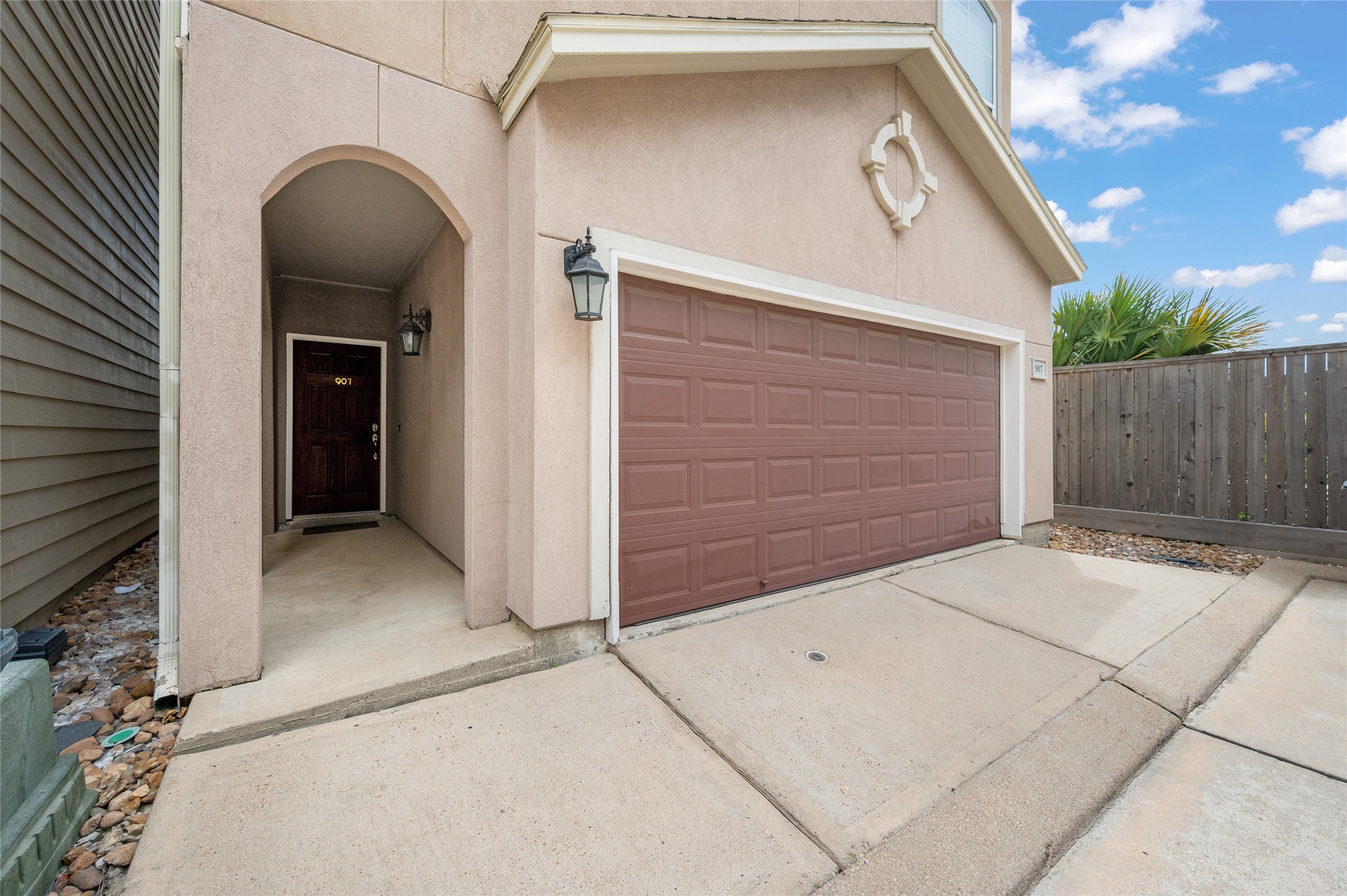 907 Mckinney Park Lane Property Photo 7