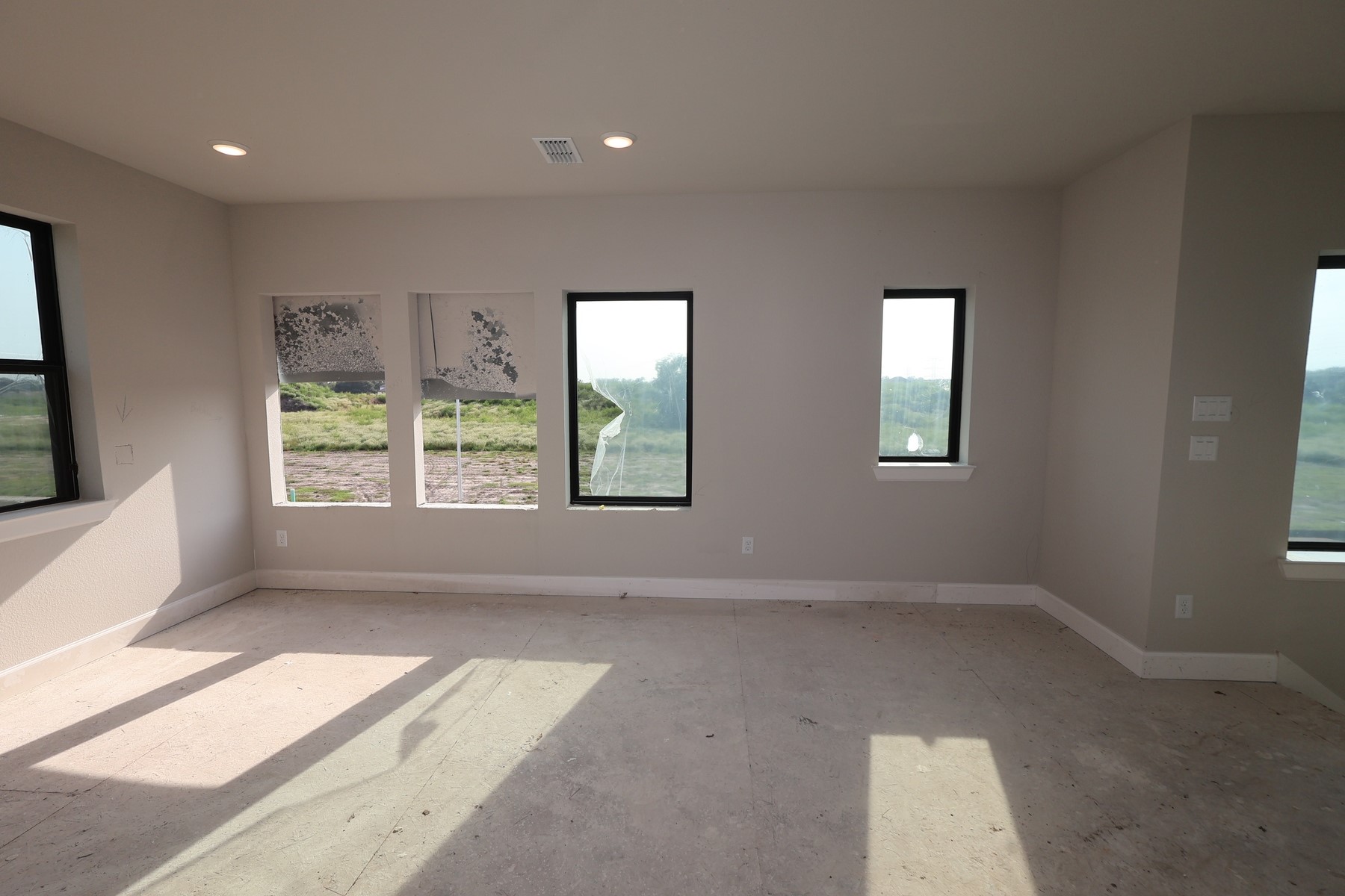 2706 Cottage Park Drive Property Photo 14