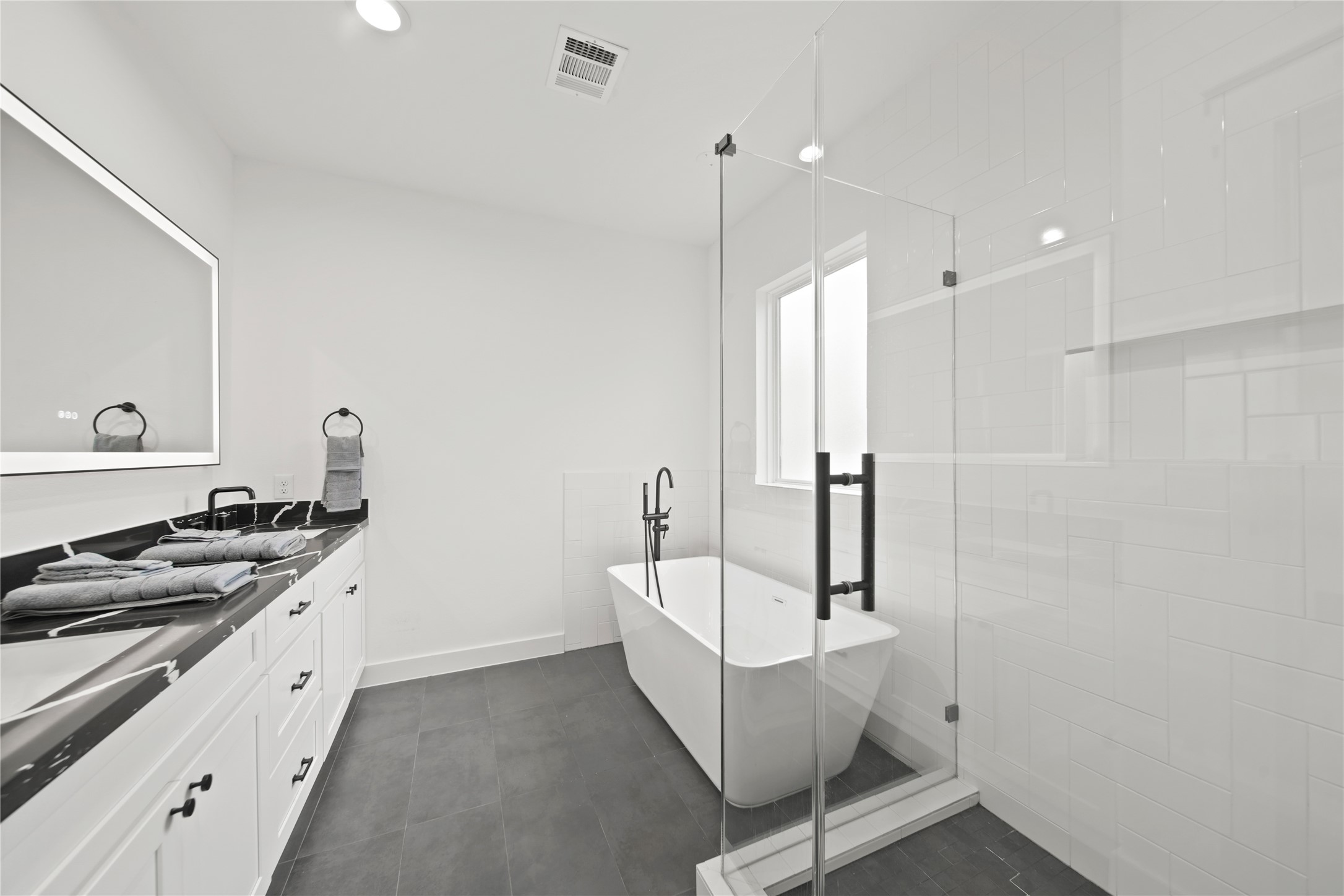 2510 Gray Street Property Photo 11