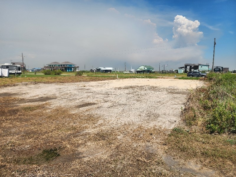 1255 Van Sant Property Photo 3