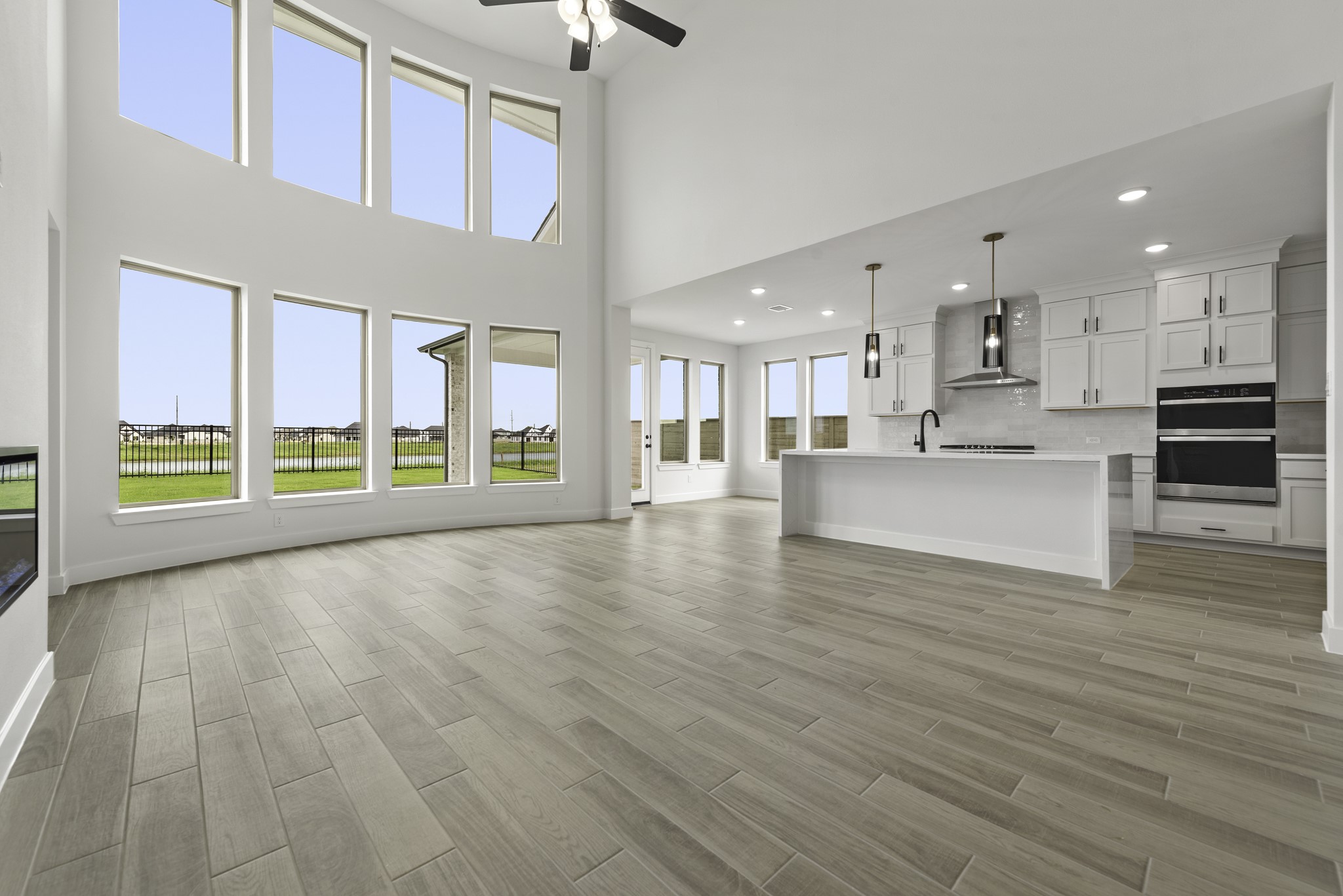 7229 Texas Wrangler Drive Property Photo 3