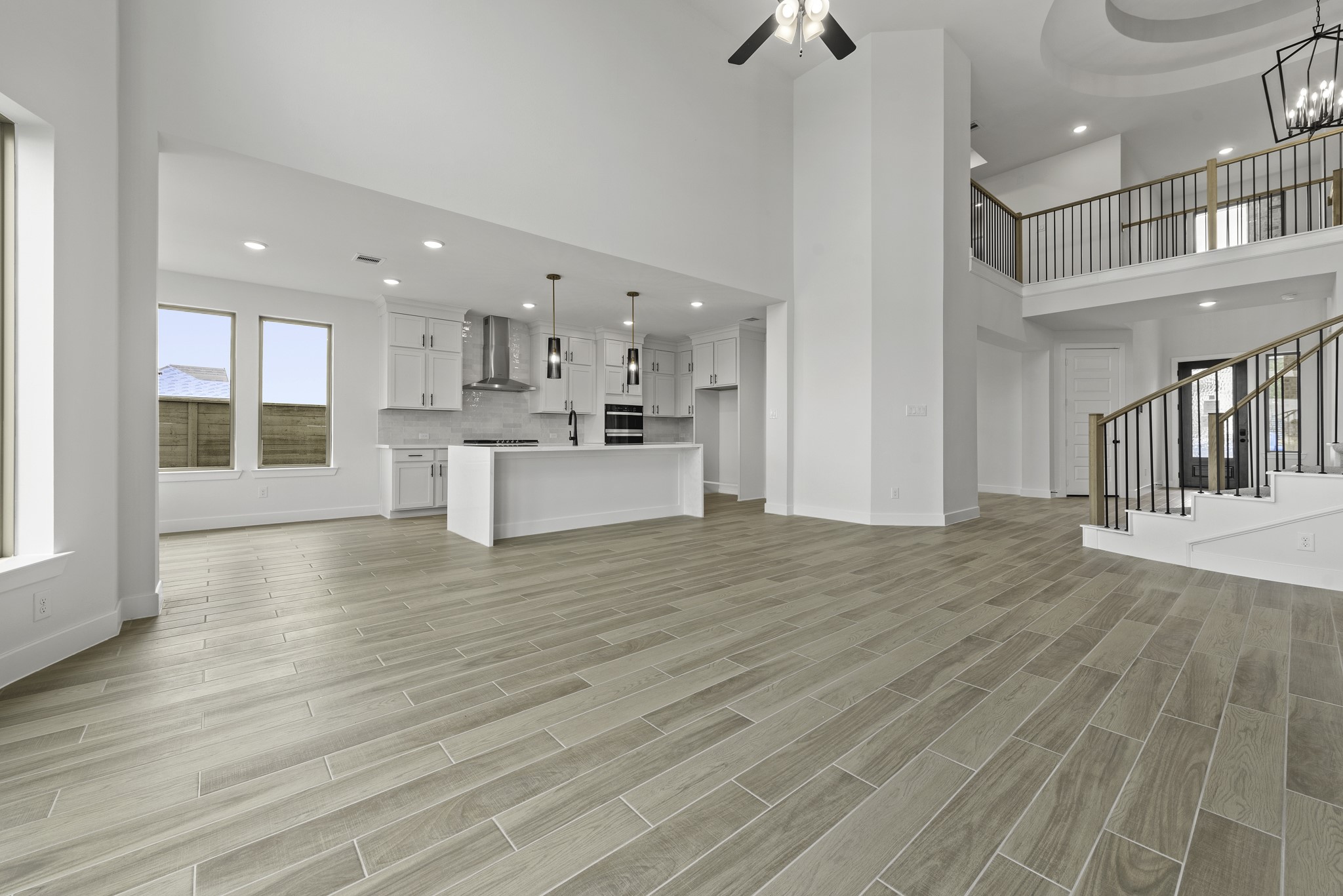 7229 Texas Wrangler Drive Property Photo 4