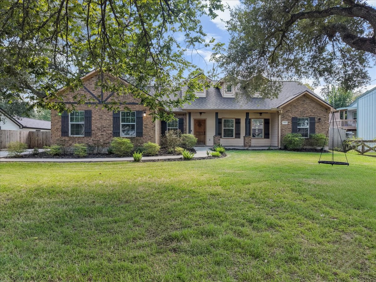15531 Maple Street Property Photo 1