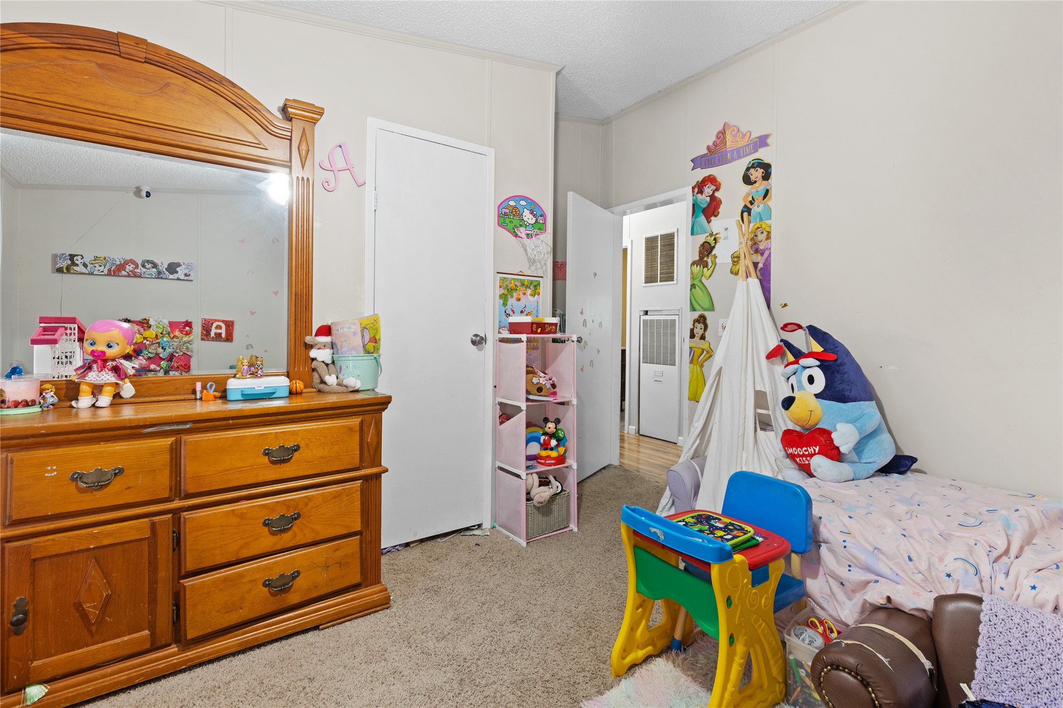 8021 Matthew Stevens Drive Property Photo 22