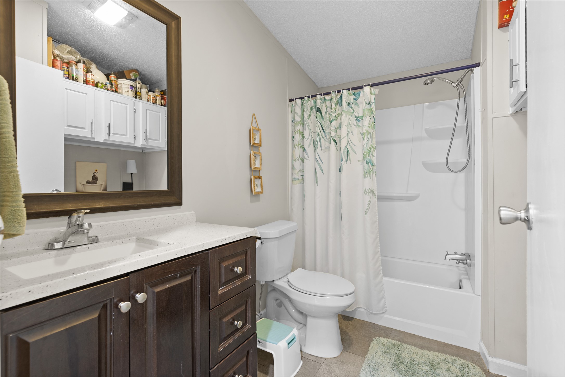8021 Matthew Stevens Drive Property Photo 23