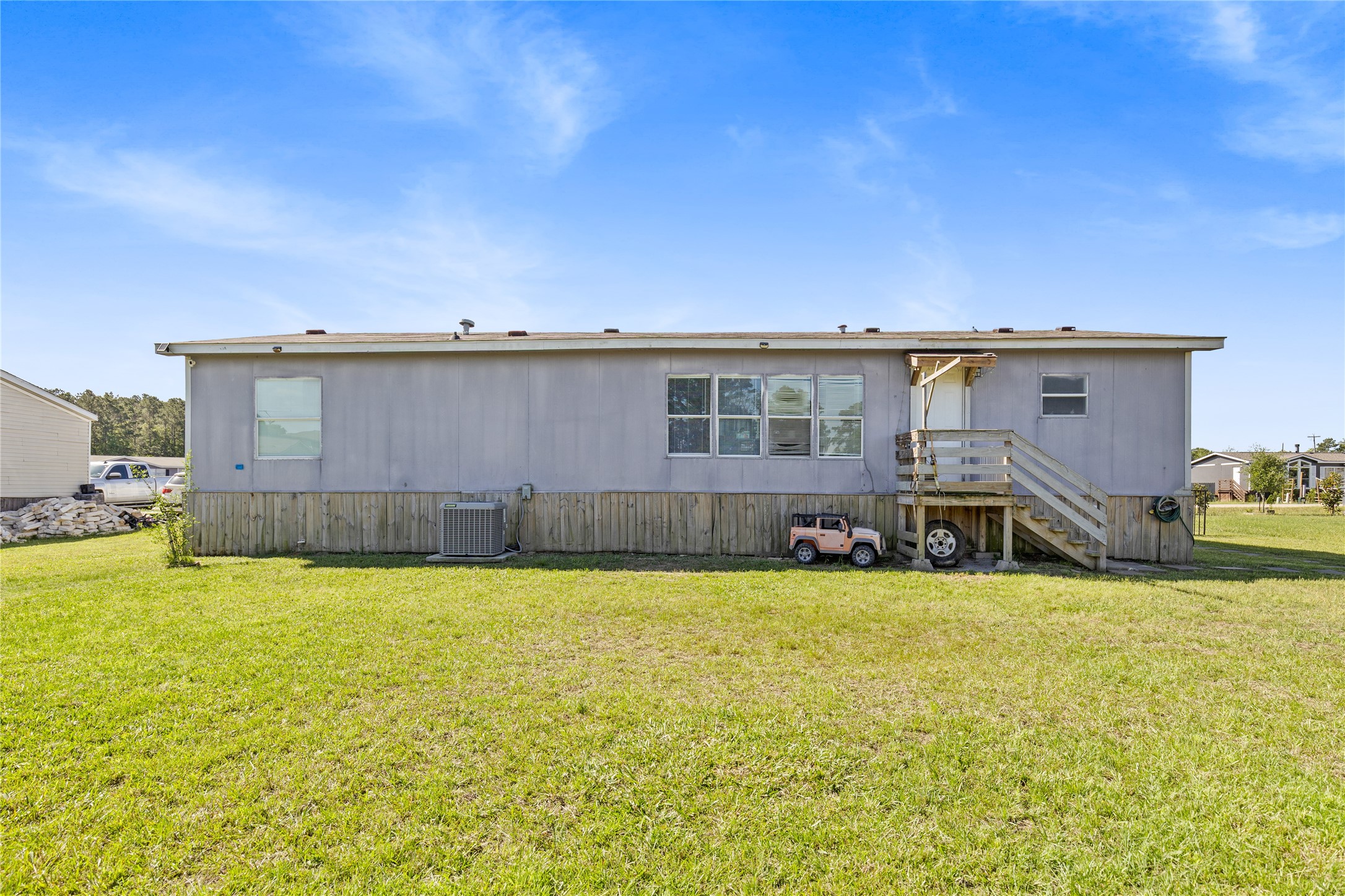 8021 Matthew Stevens Drive Property Photo 28