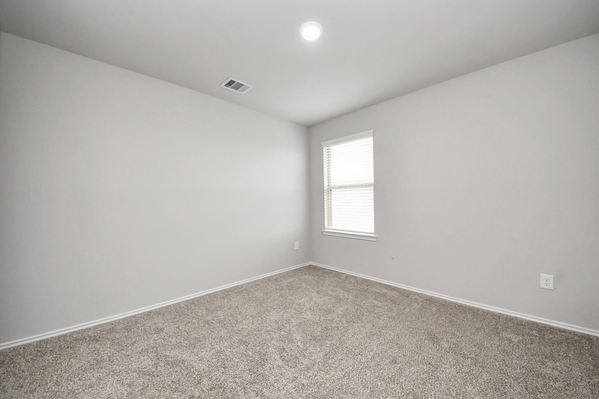 2347 Pettingell Way Property Photo 13