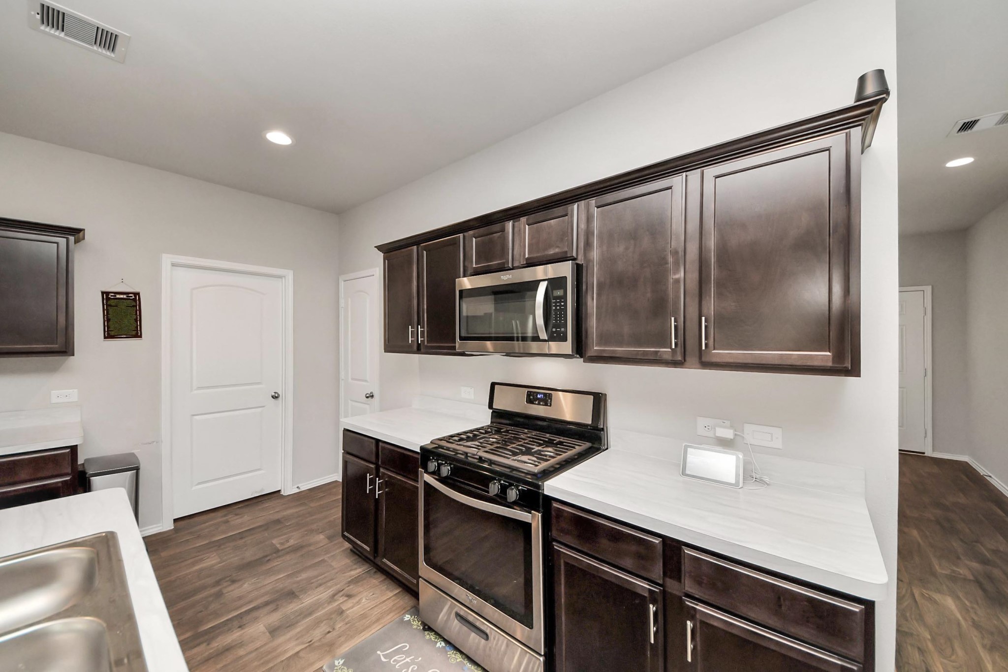 2347 Pettingell Way Property Photo 21