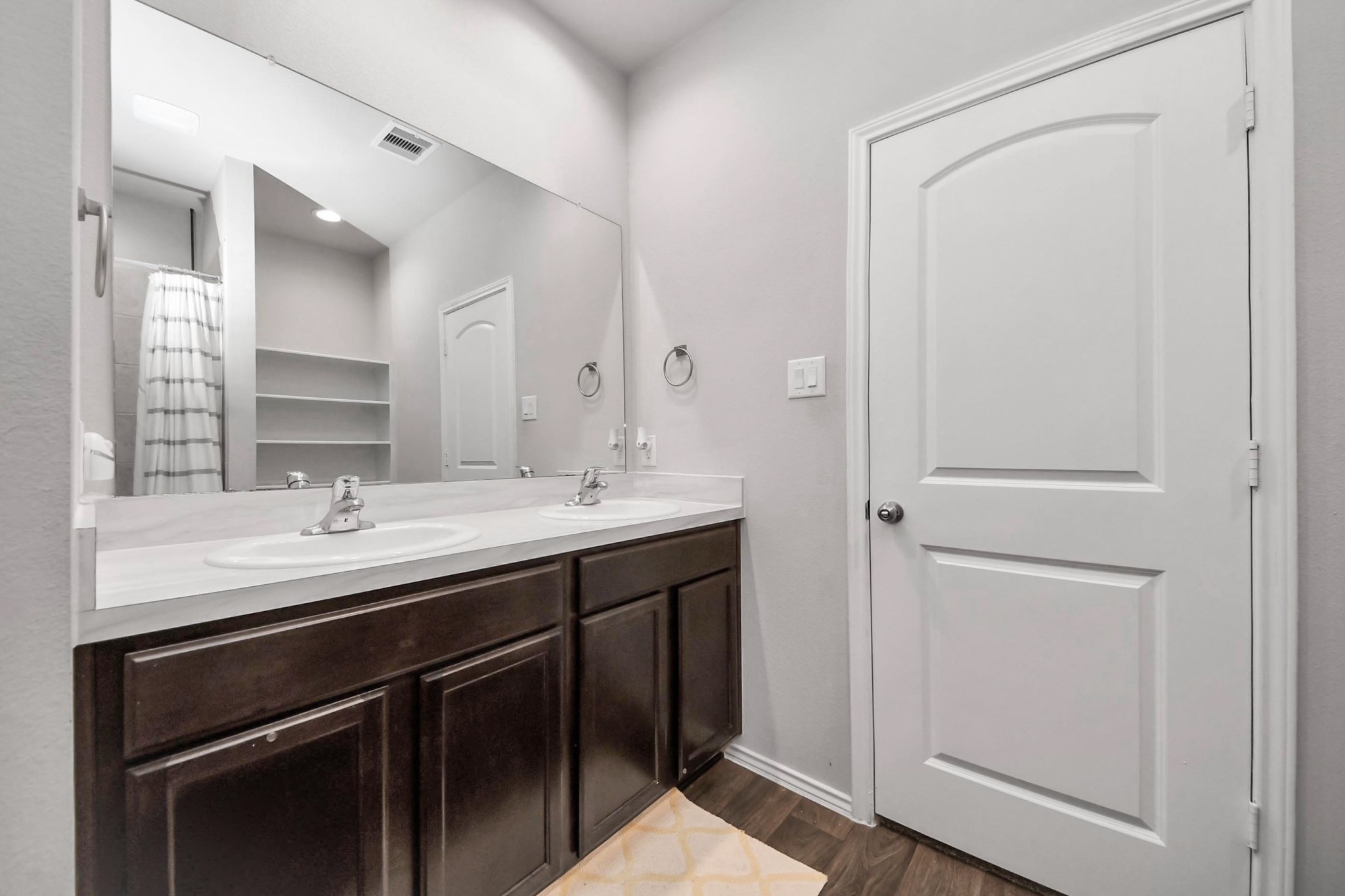 2347 Pettingell Way Property Photo 39