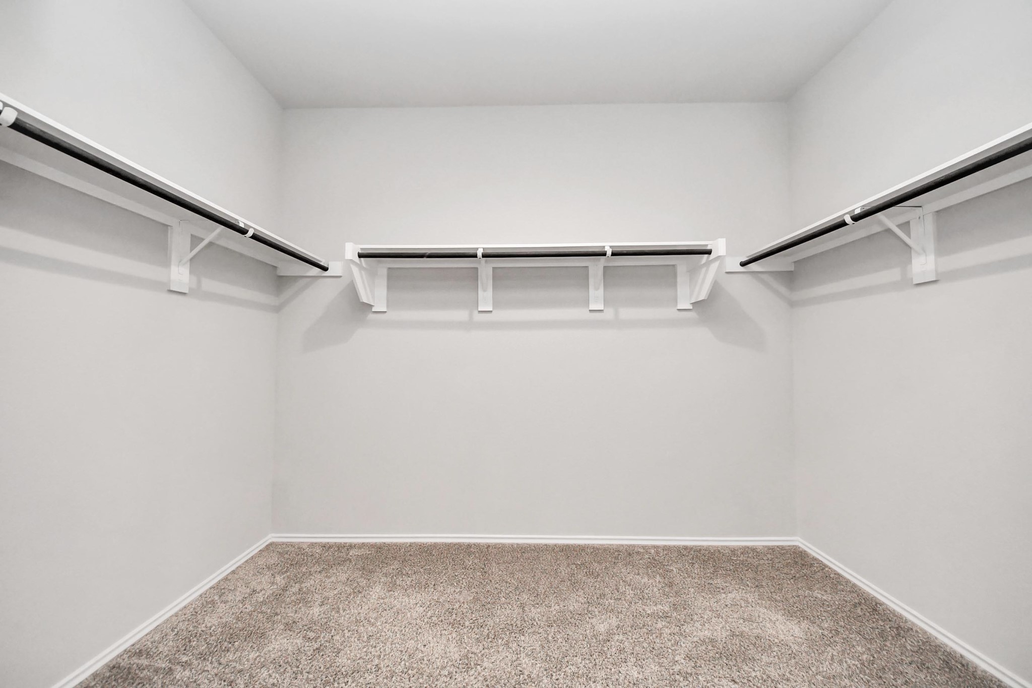 2347 Pettingell Way Property Photo 40