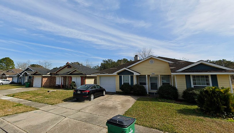46 Iris Lane Property Photo 2