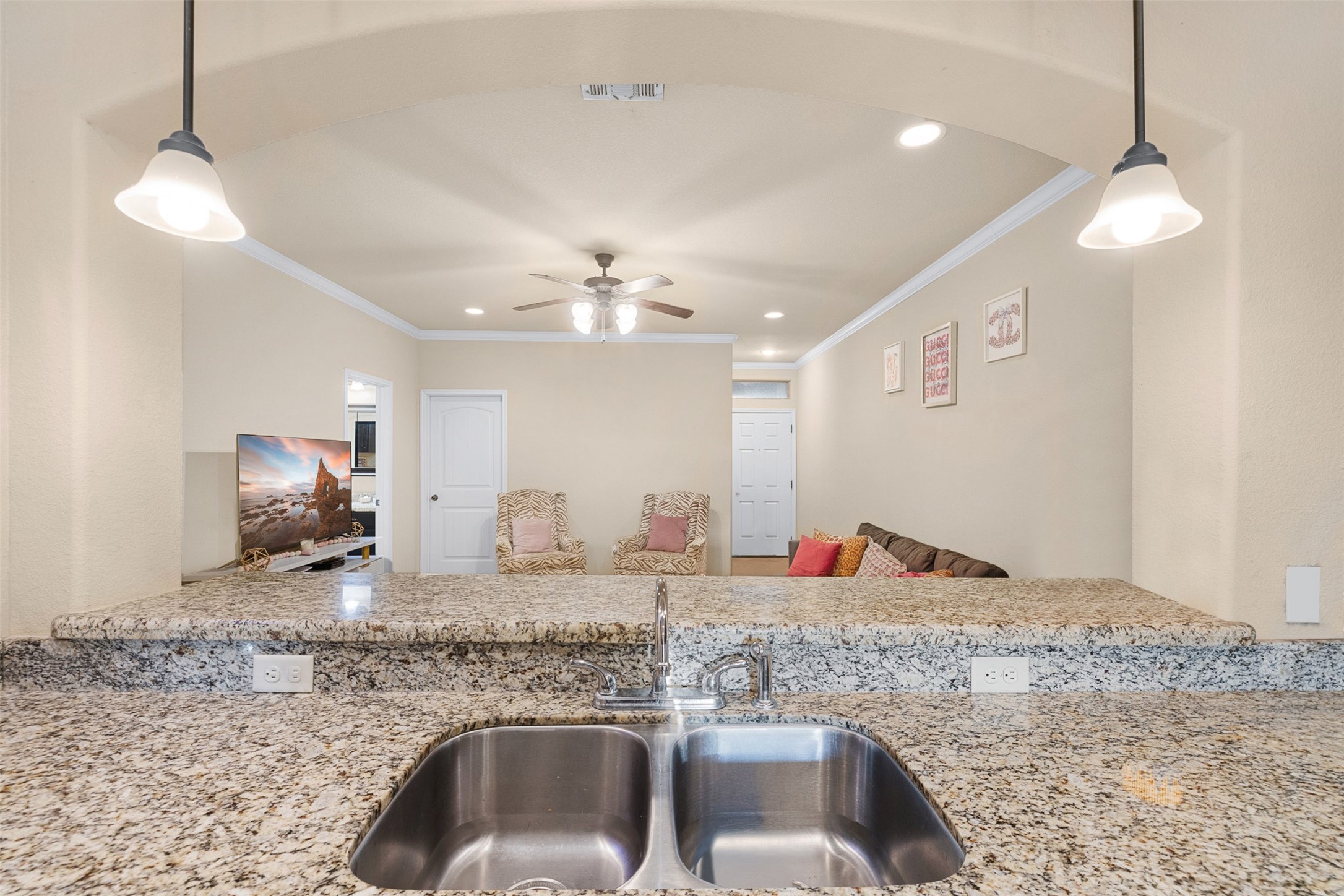 121 Armored Avenue Property Photo 7