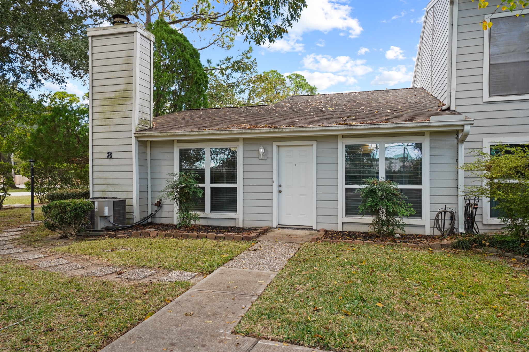 8 Hideaway Drive Property Photo 1