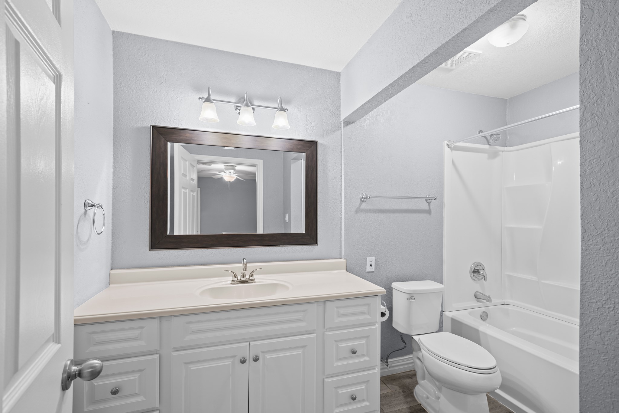 8 Hideaway Drive Property Photo 17