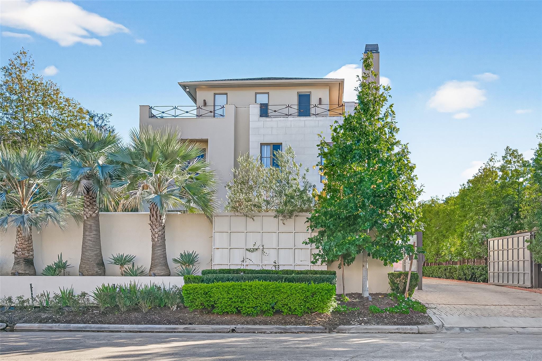 6005 Inwood Drive # A, Houston Tx 77057 Property Photo 1