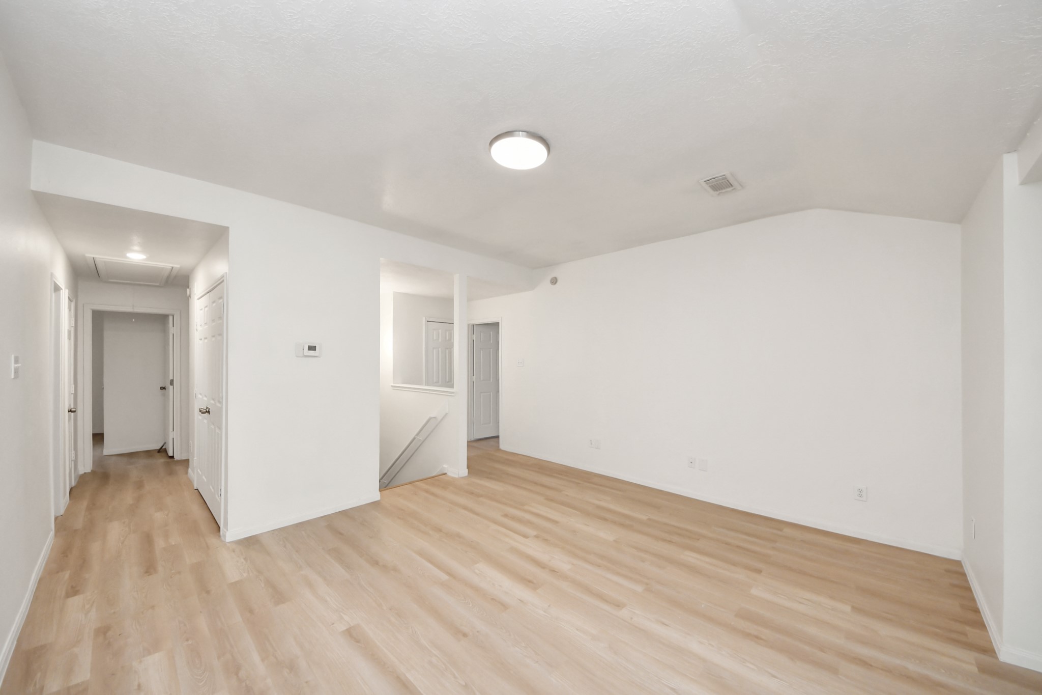 3046 Texas Oak Drive Property Photo 5