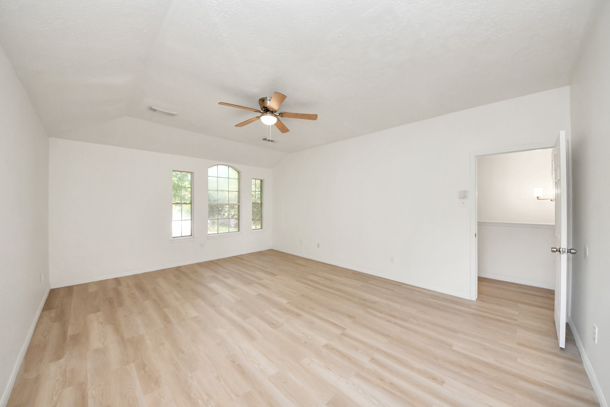 3046 Texas Oak Drive Property Photo 14