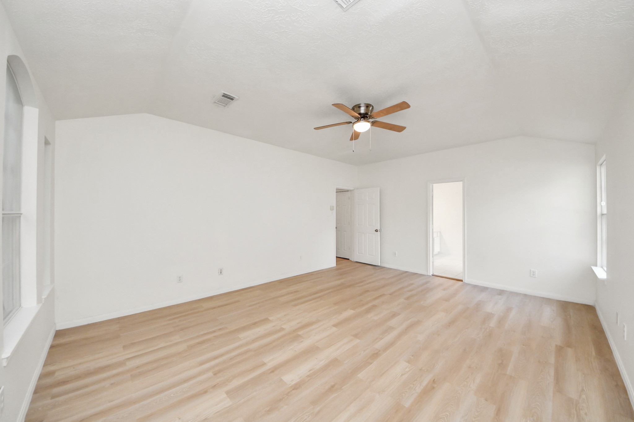 3046 Texas Oak Drive Property Photo 15