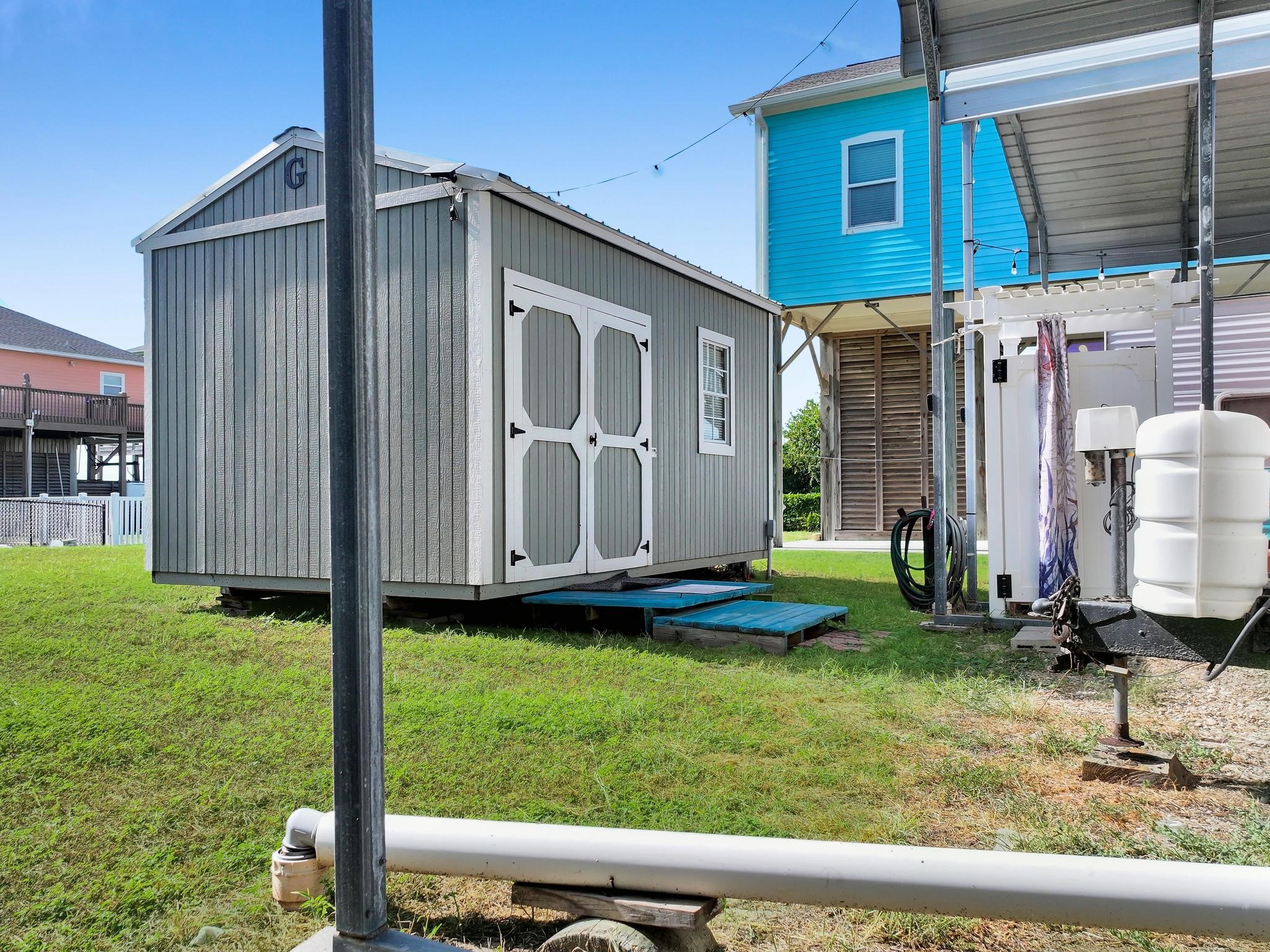 865 Sea Spray Drive Property Photo 8