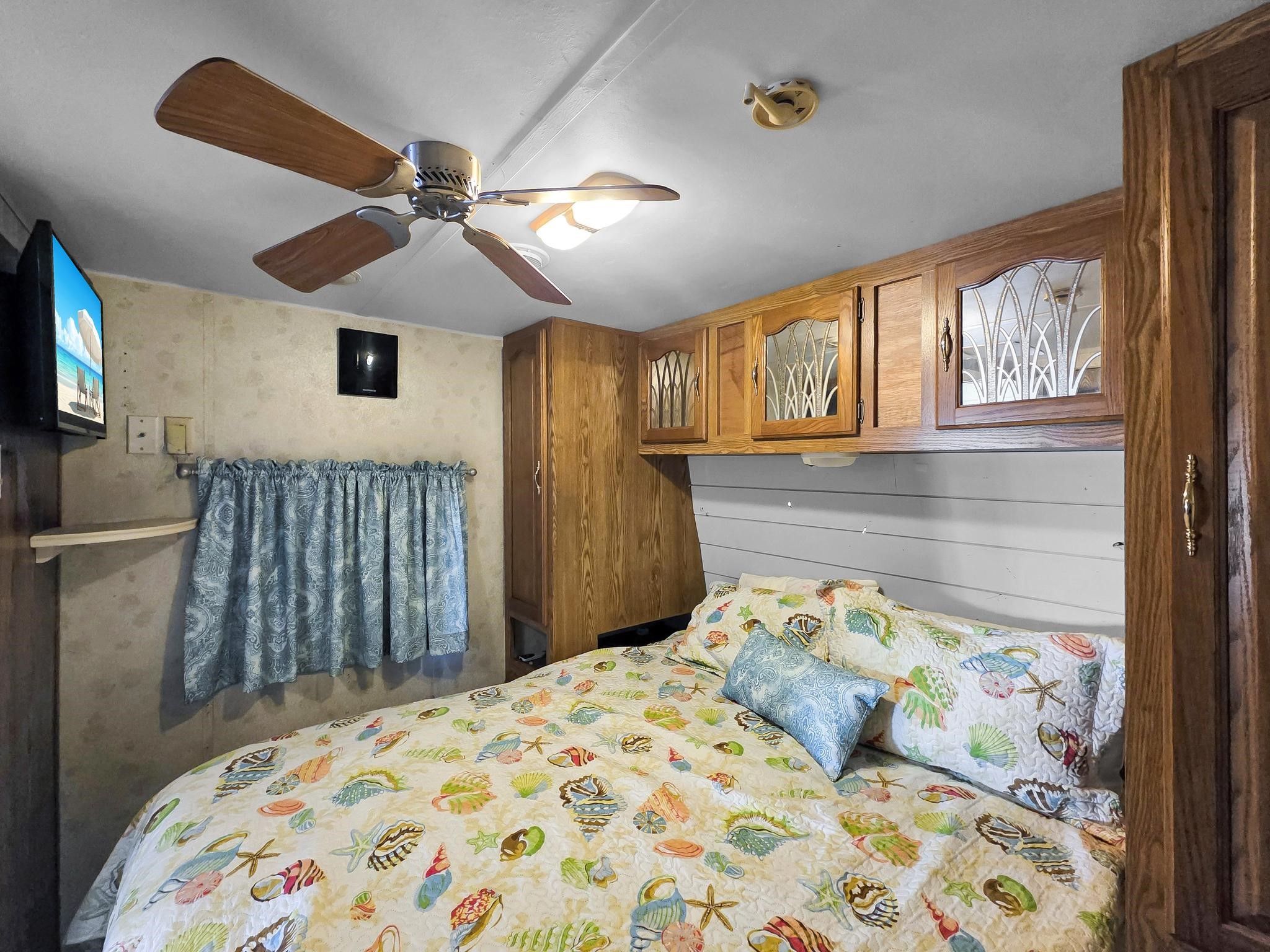 865 Sea Spray Drive Property Photo 18