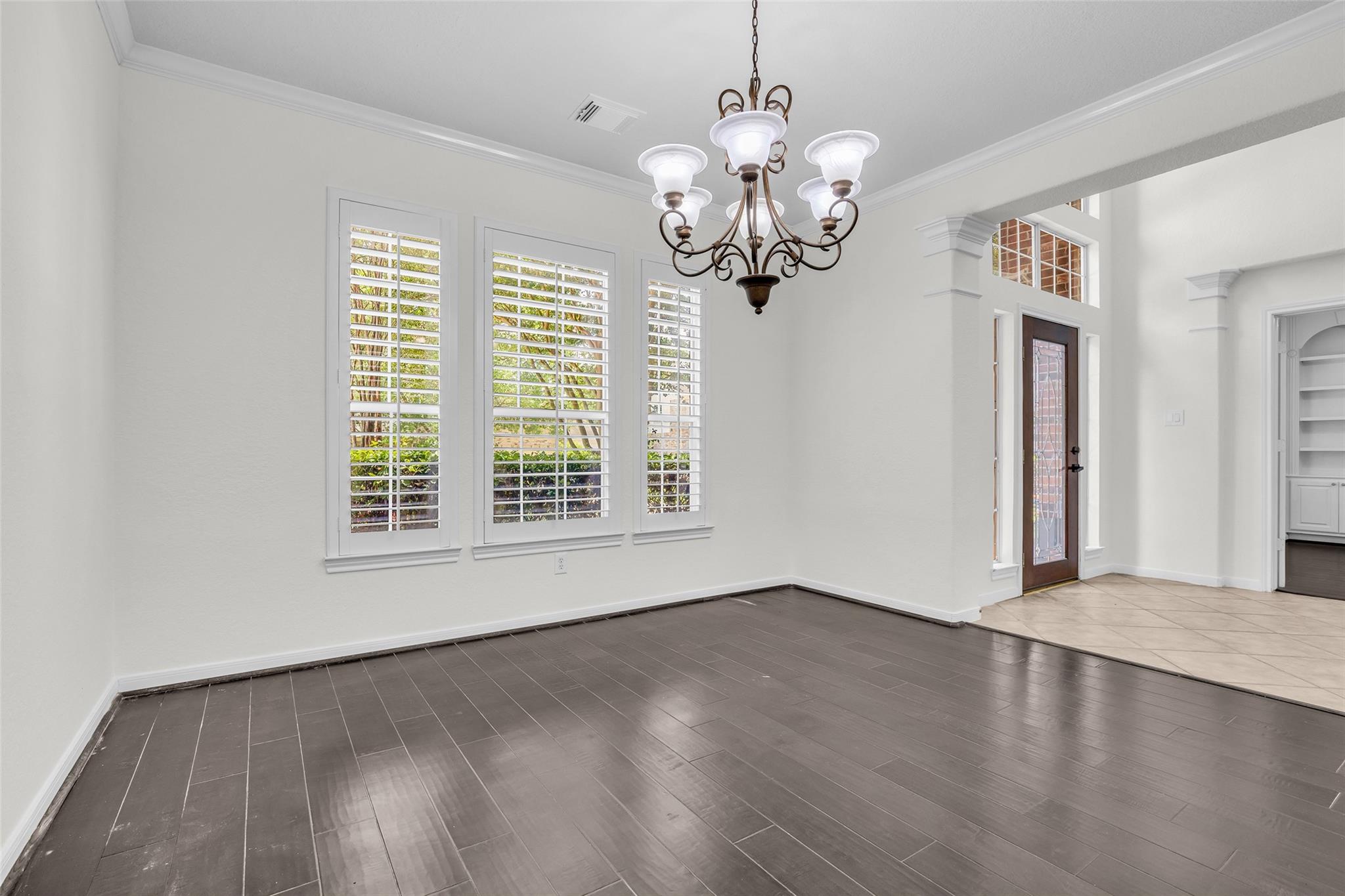 79 W Shale Creek Circle, The Woodlands Tx 77382 Property Photo 9