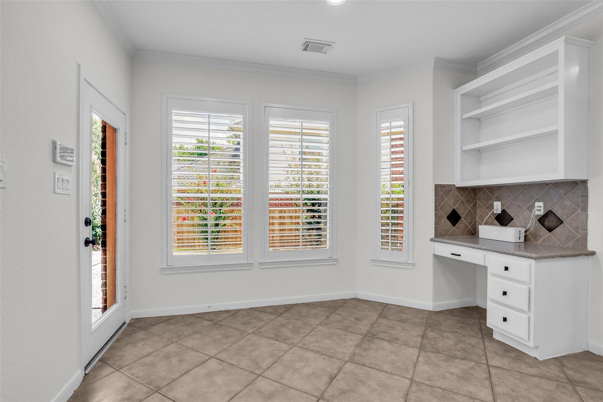 79 W Shale Creek Circle, The Woodlands Tx 77382 Property Photo 17