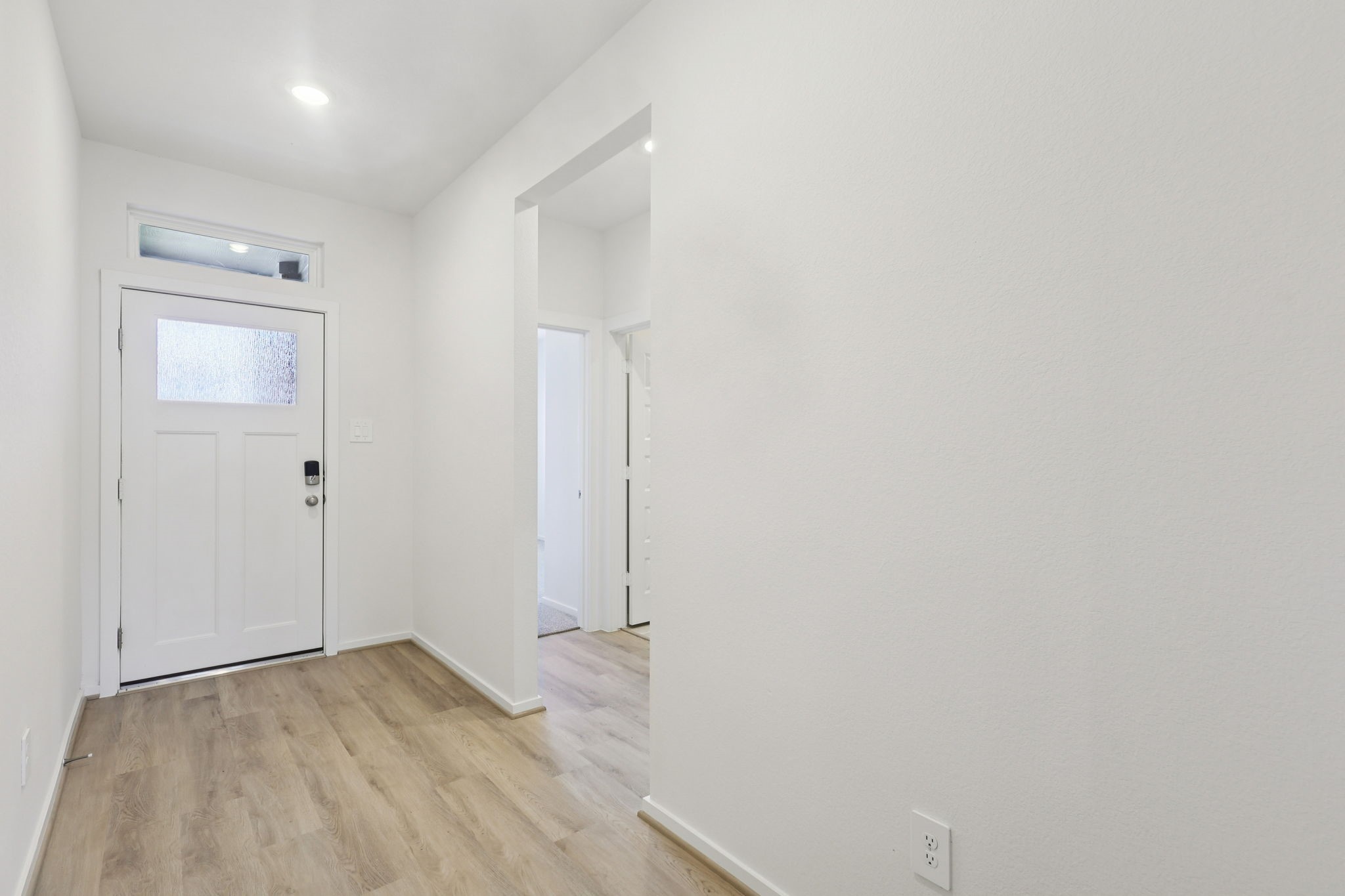 14048 Granger Pointe Lane Property Photo 2