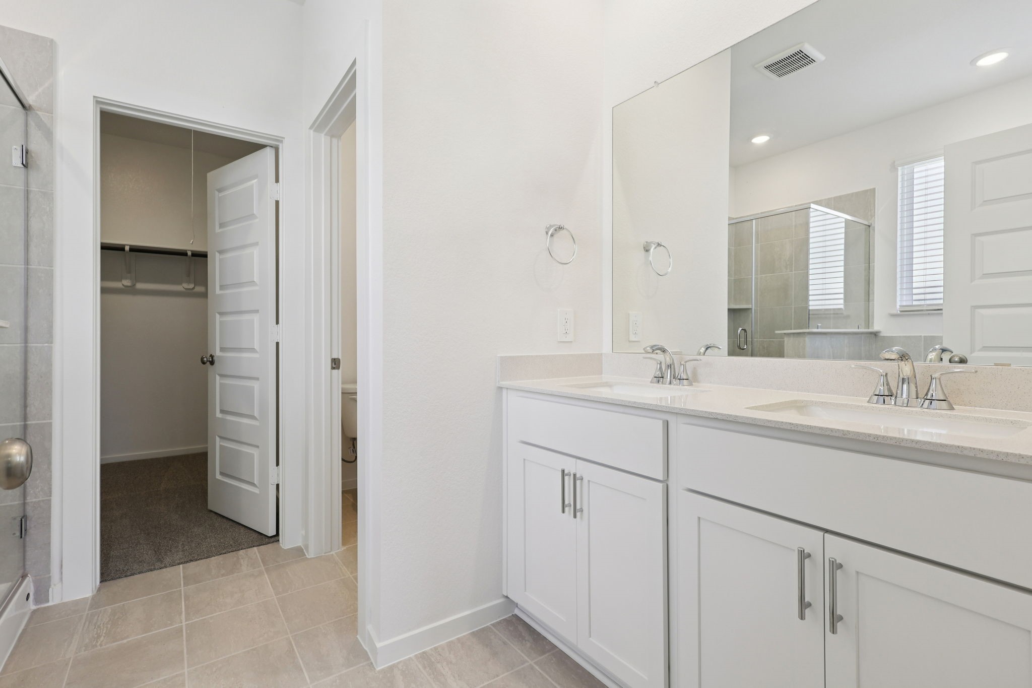 14048 Granger Pointe Lane Property Photo 16