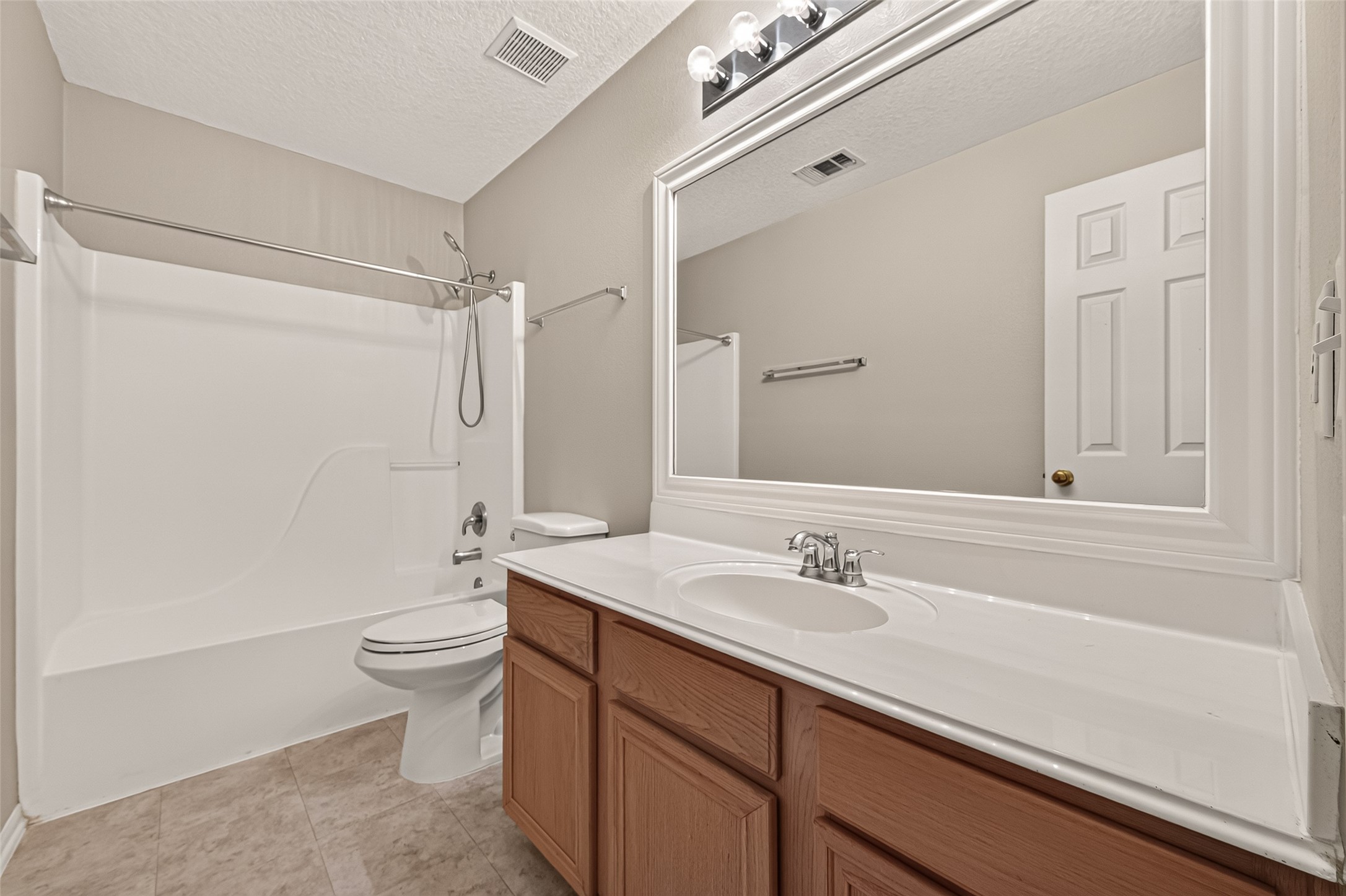 2907 Eagle Point Trail Drive Property Photo 19