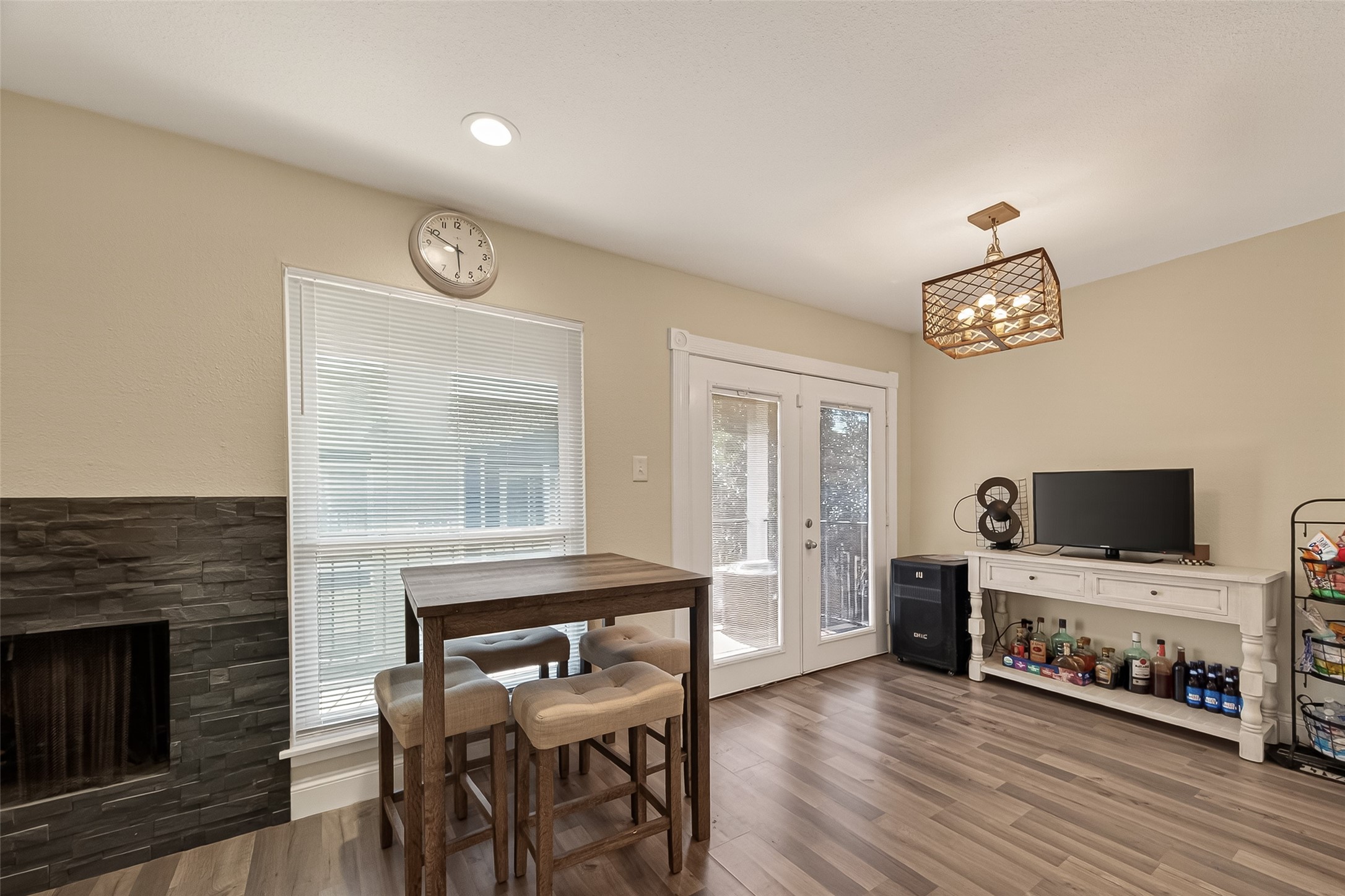 18515 Egret Bay Boulevard 1302 Property Photo 1