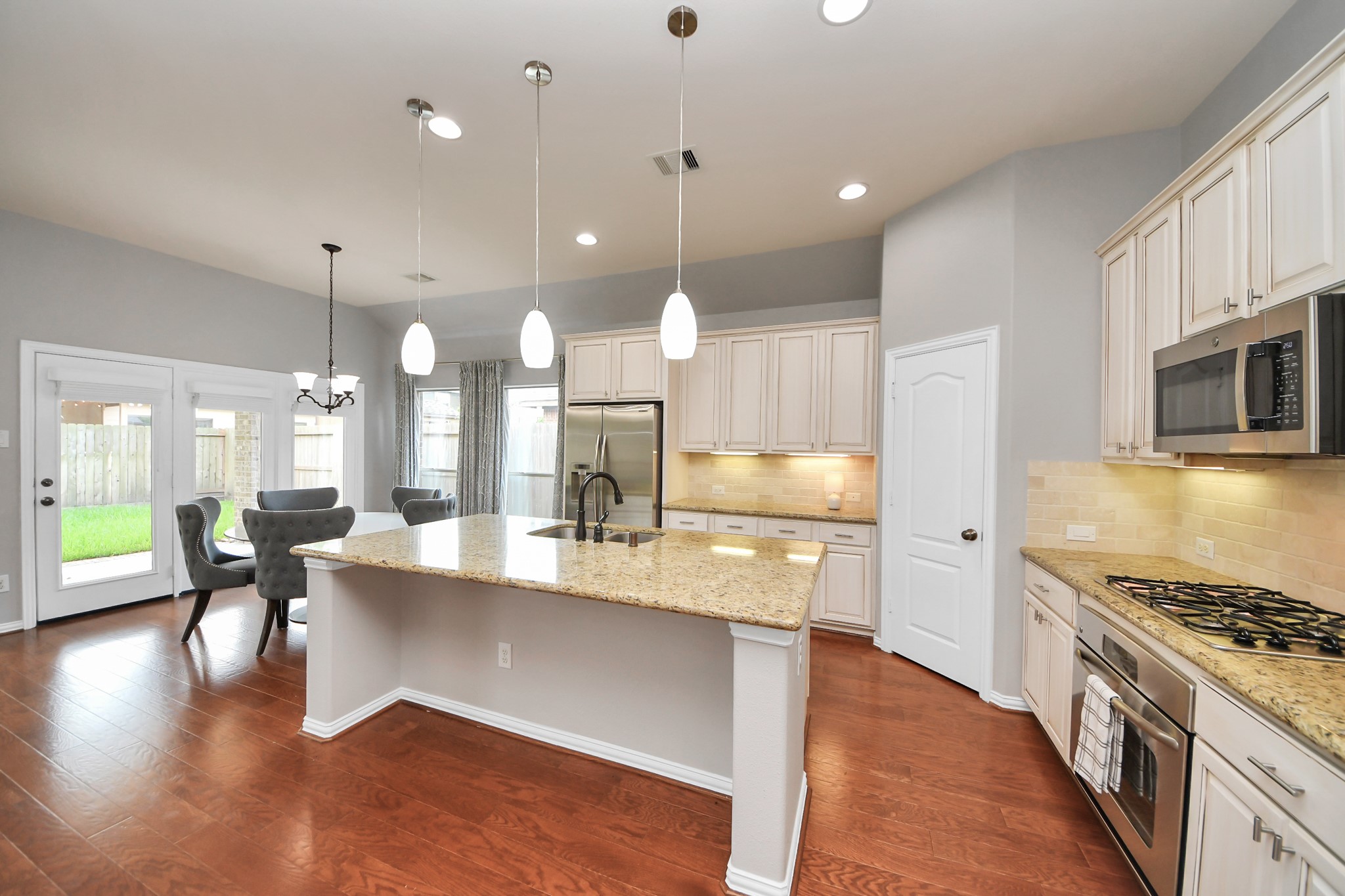 27515 Chris Ridge Court Property Photo 16