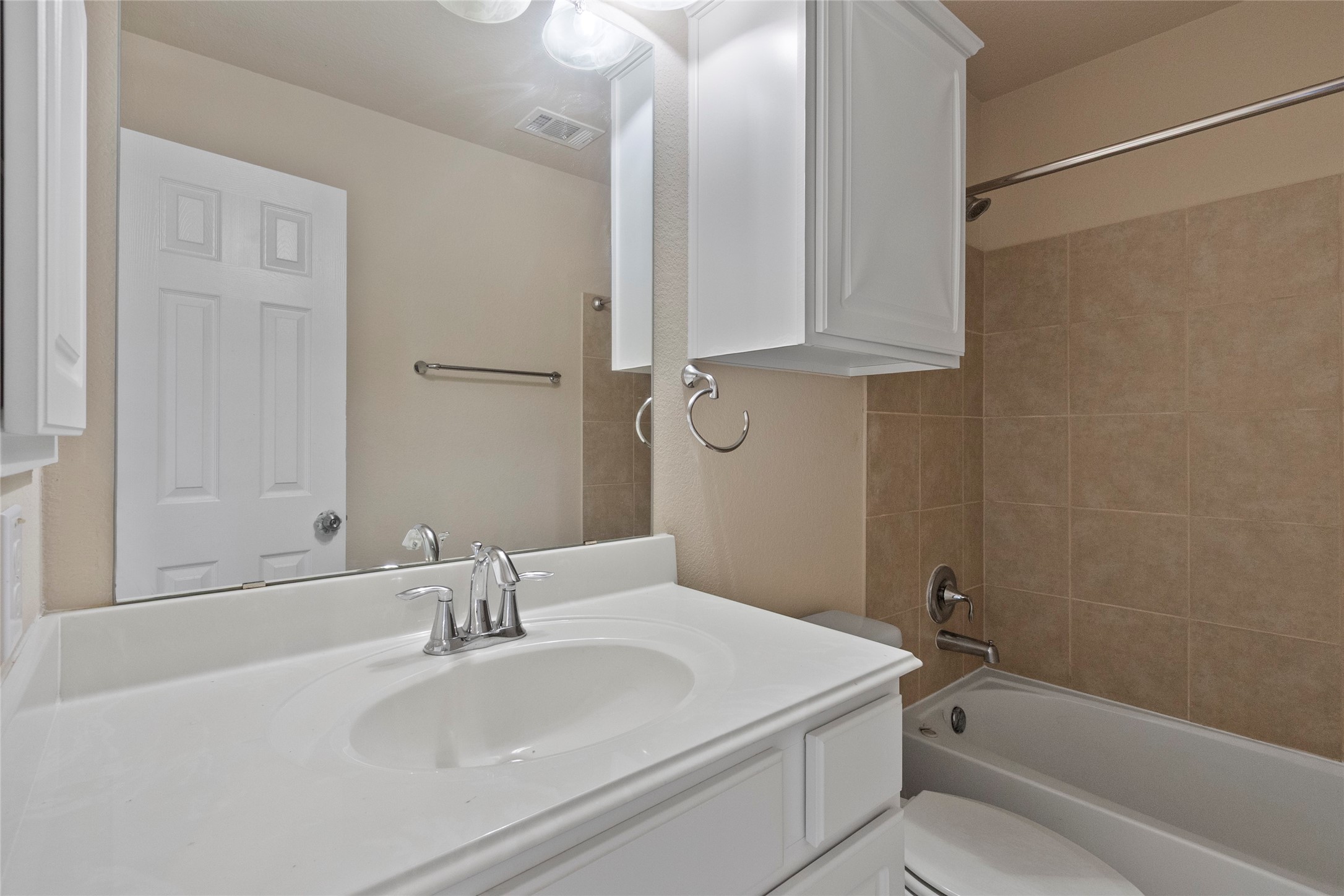13402 Indigo Sands Drive Property Photo 18
