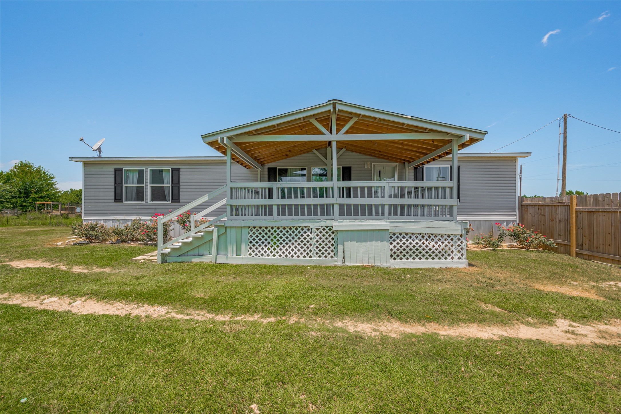 439 Road 5107 Property Photo 1