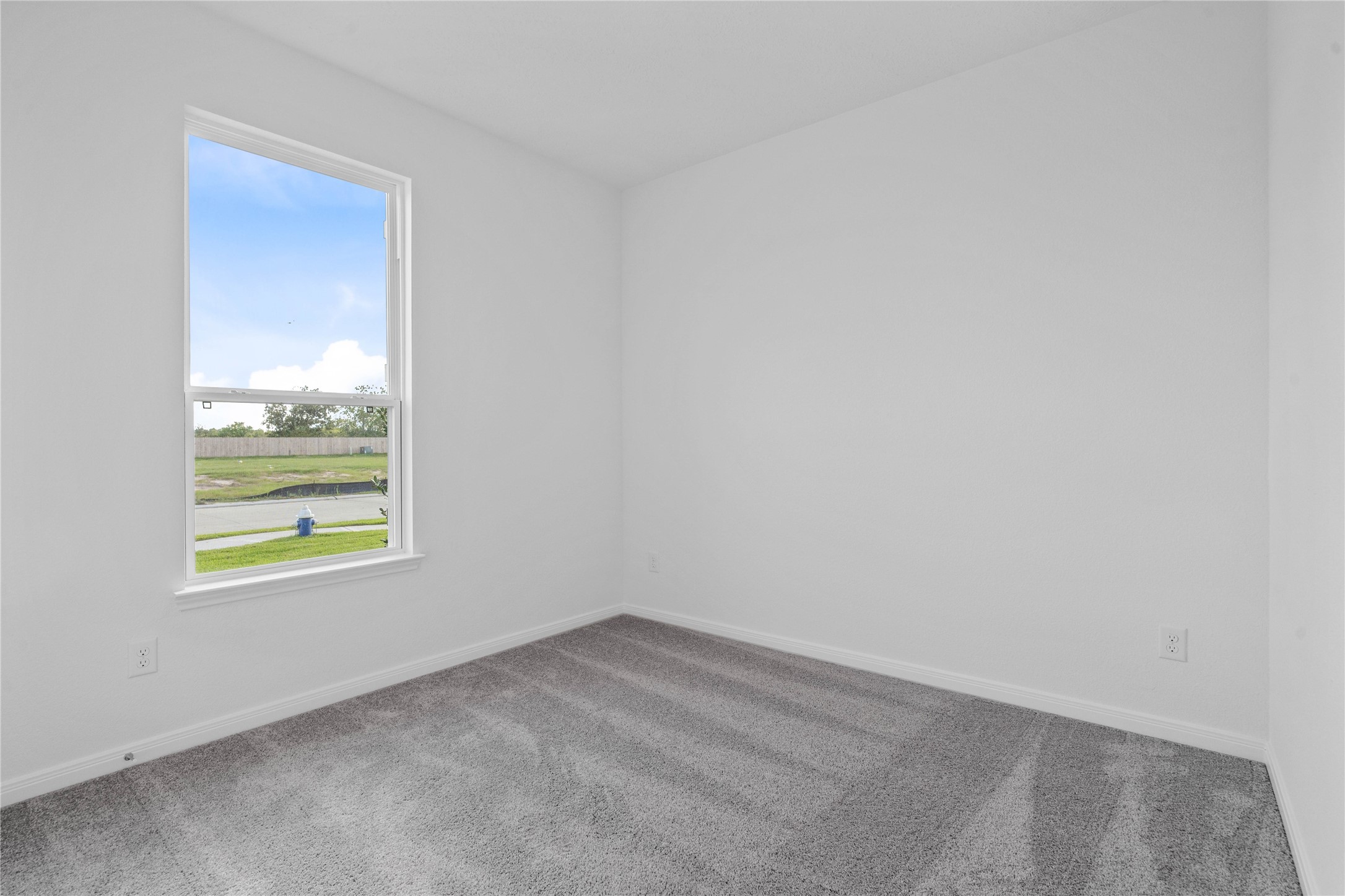 25414 Saguaro Ridge Drive Property Photo 5