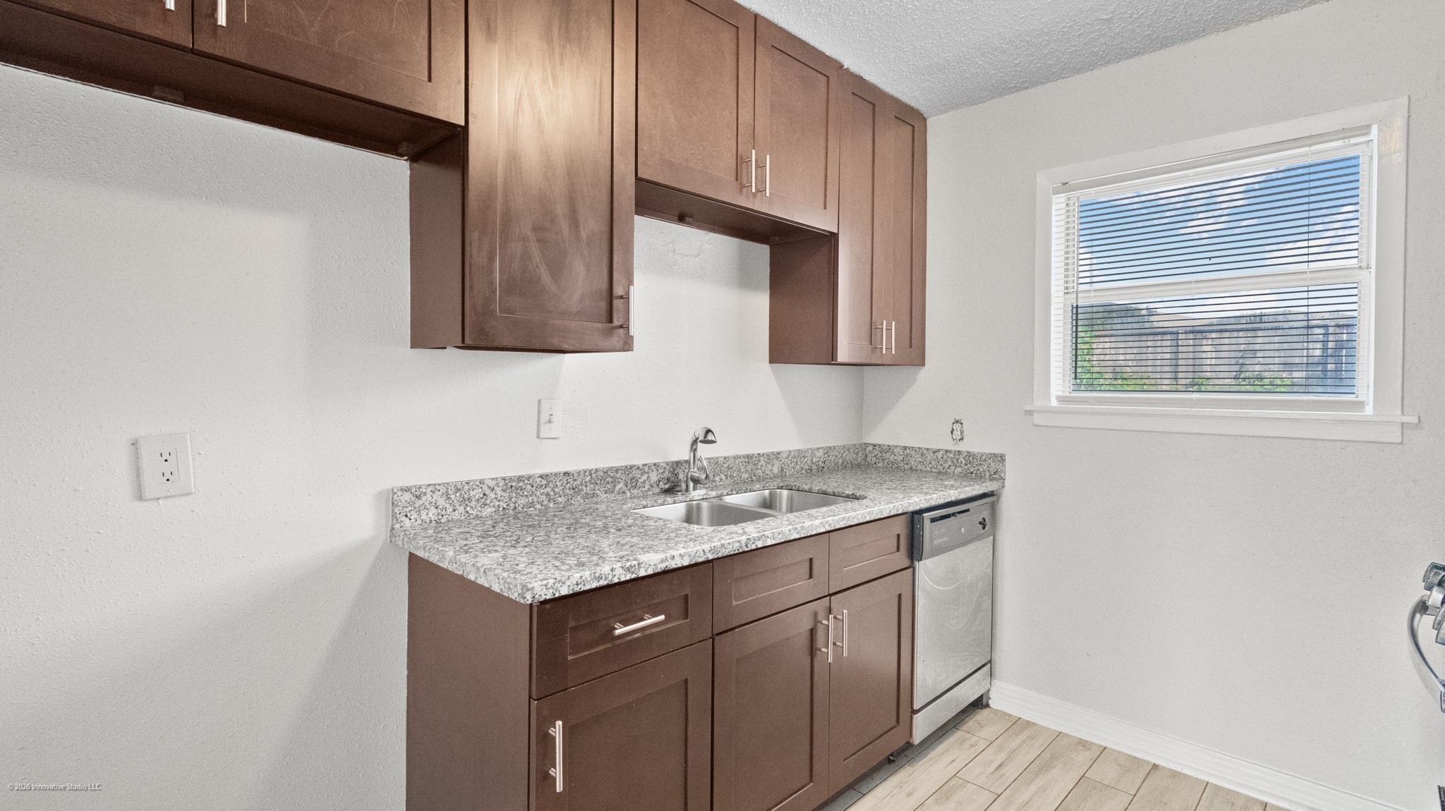 12402 Industrial Road Property Photo 6
