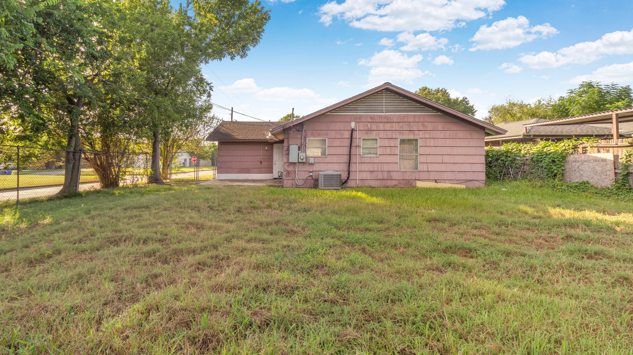 12402 Industrial Road Property Photo 18