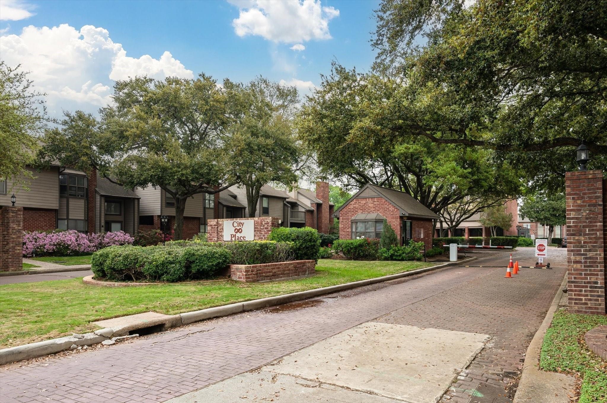 7447 Cambridge 8 Property Photo 17