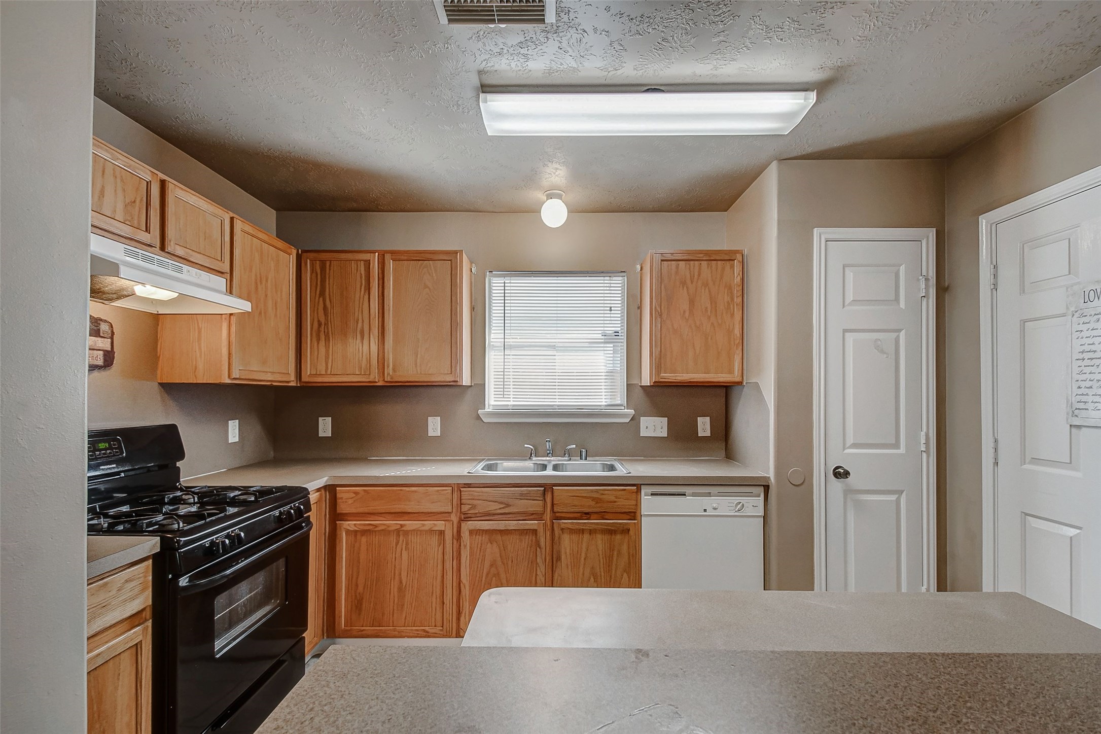 3906 Portman Glen Lane Property Photo 10