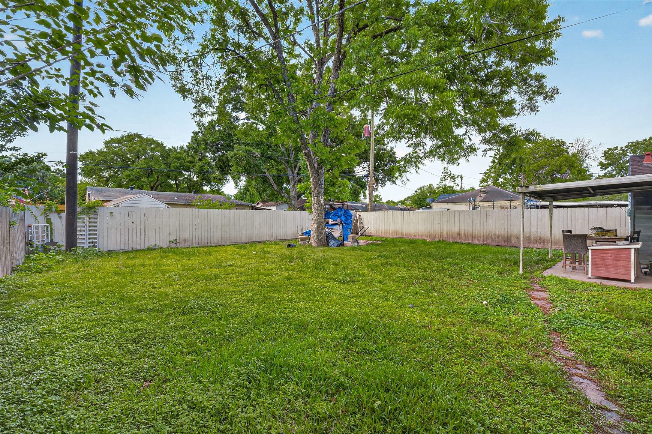 919 Christine Street Property Photo 35