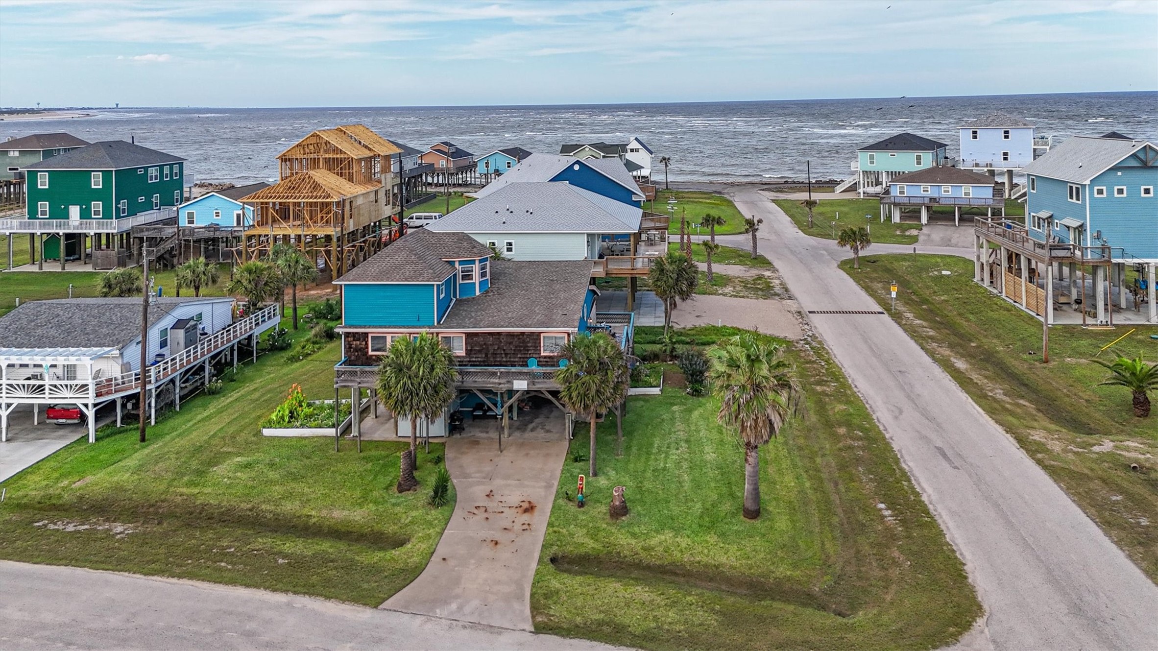 13002 Buccaneer Parkway Property Photo 45
