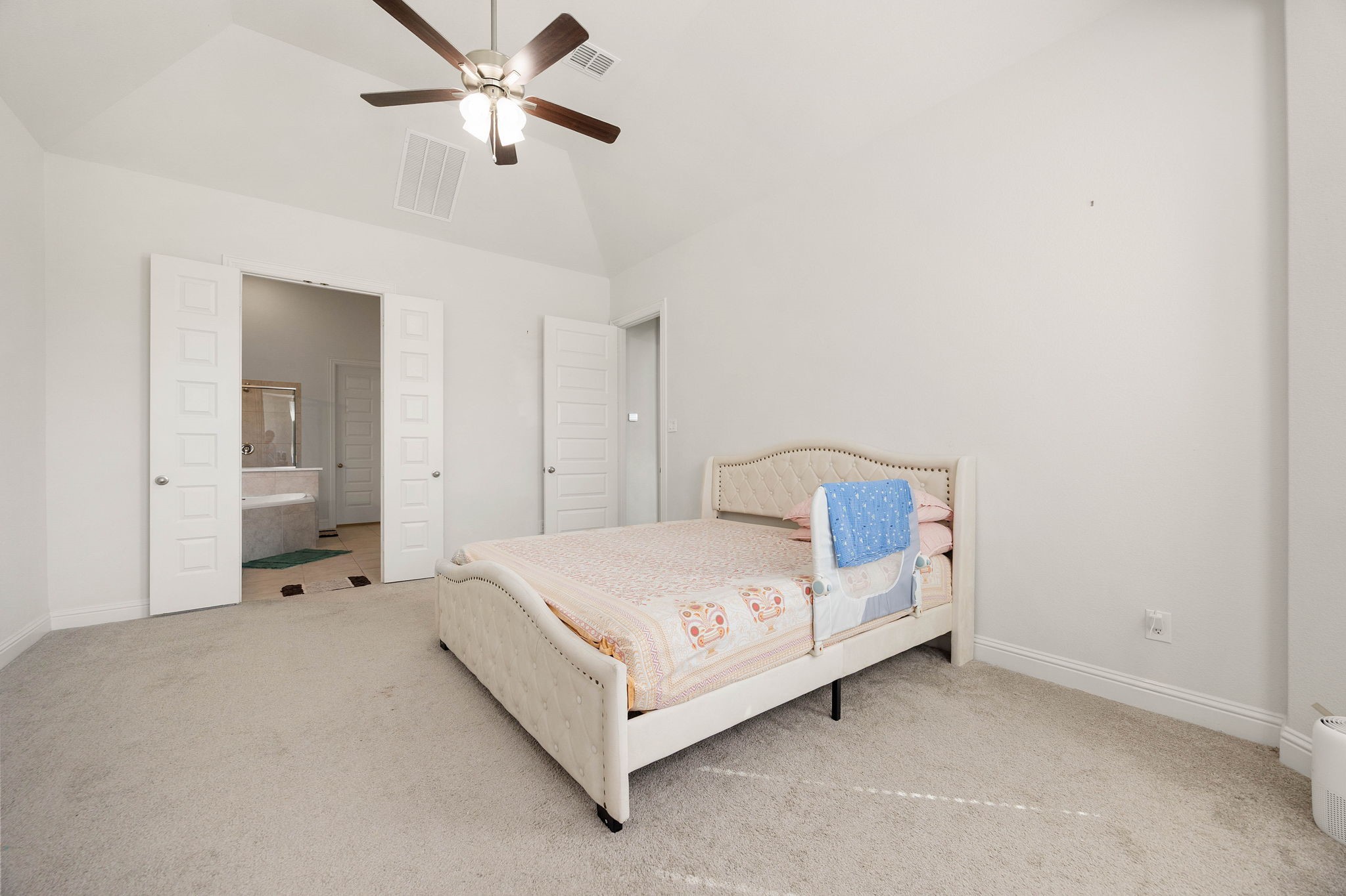 419 Amistad Court Property Photo 13