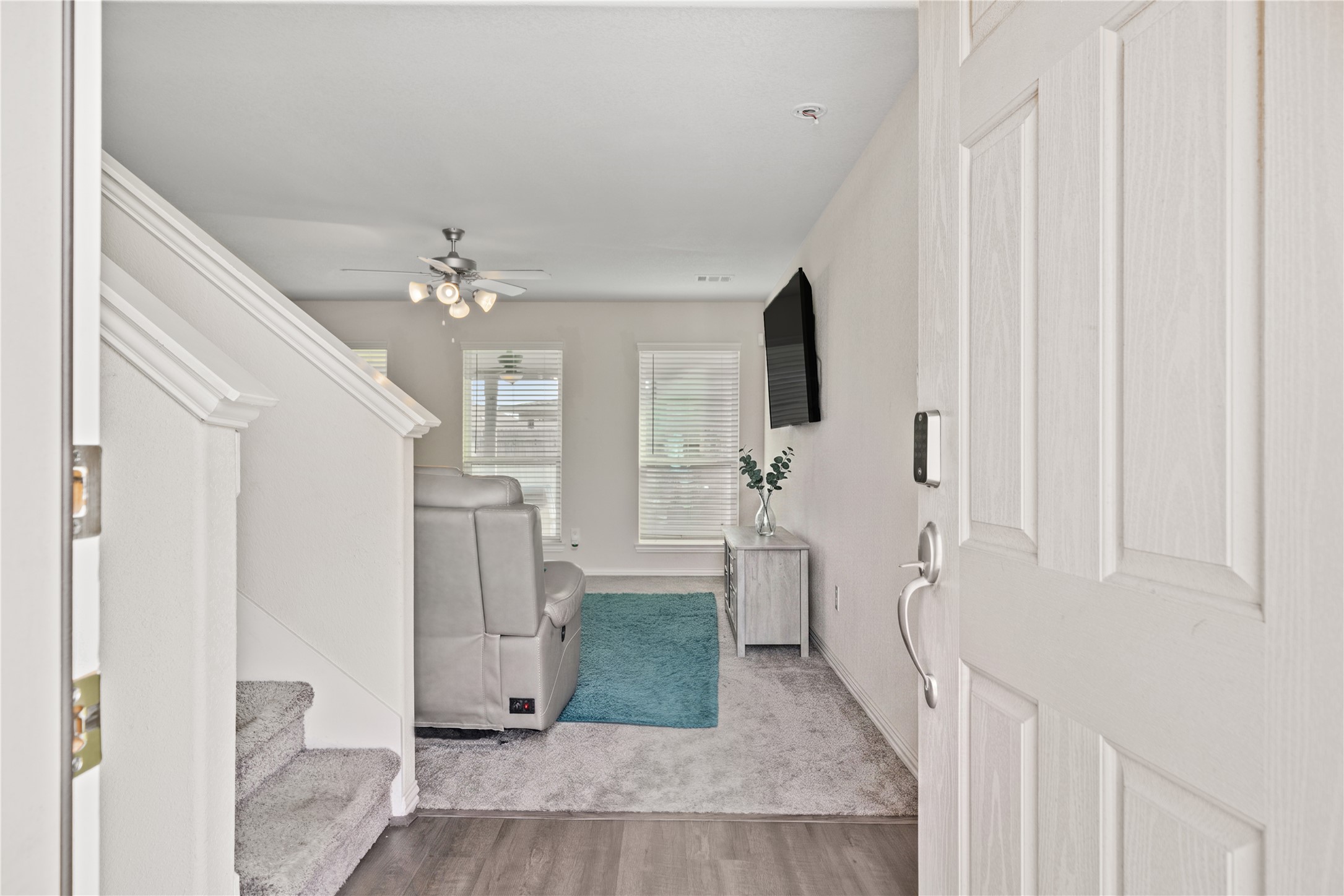 1602 Royal Grantham Court Property Photo 3