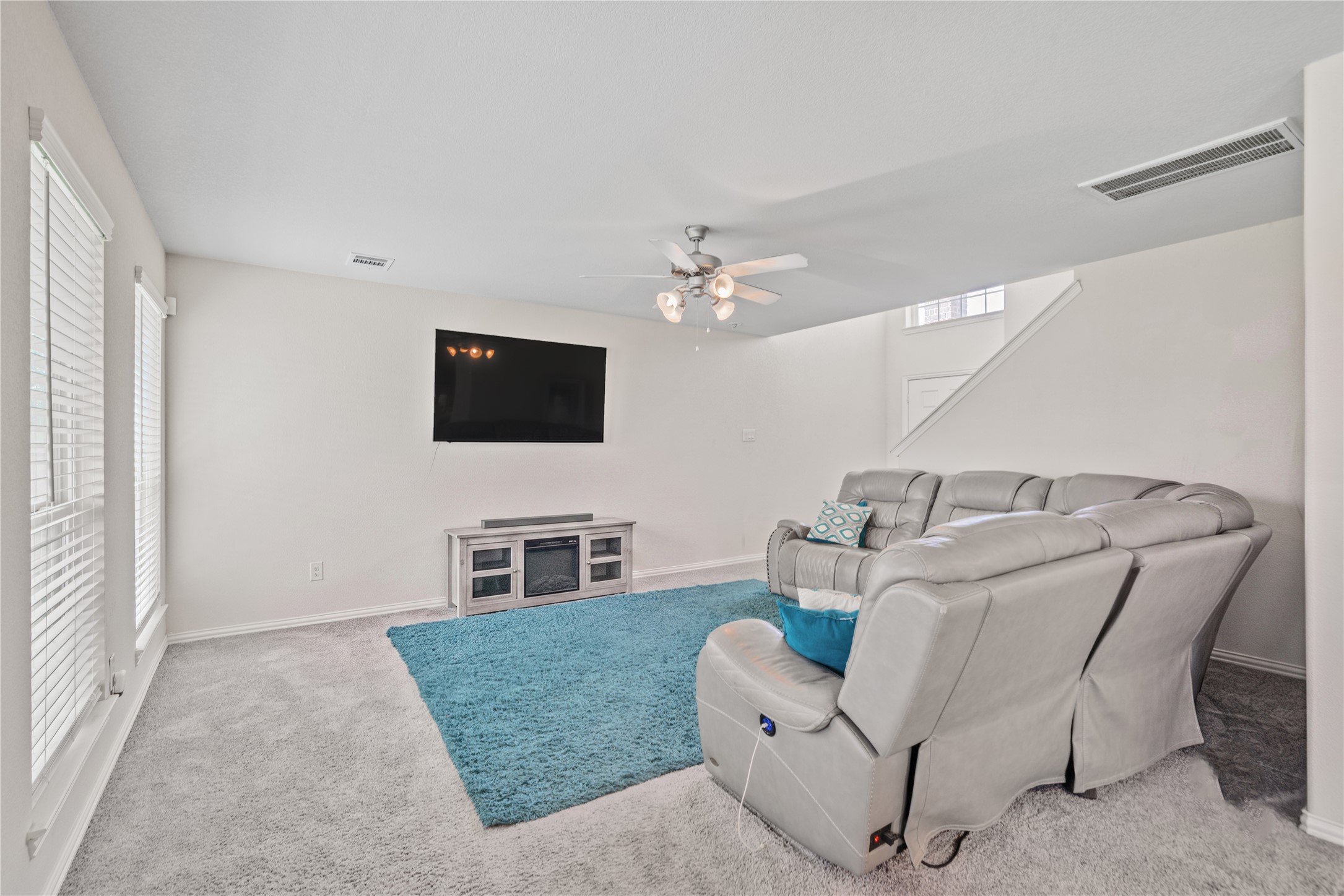 1602 Royal Grantham Court Property Photo 8