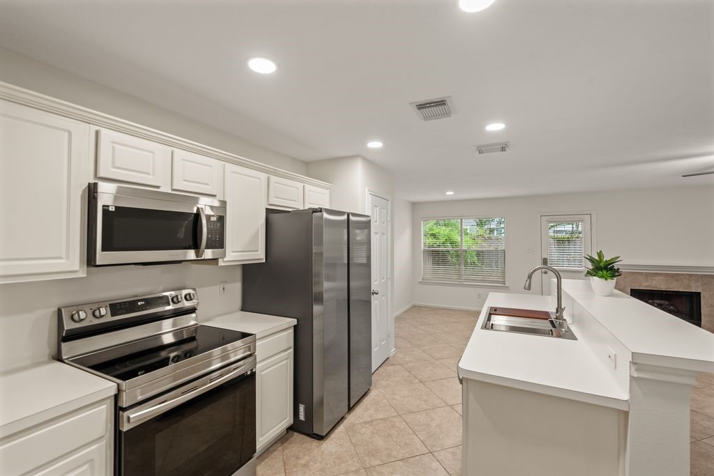 222 Blushwood Place Property Photo 5