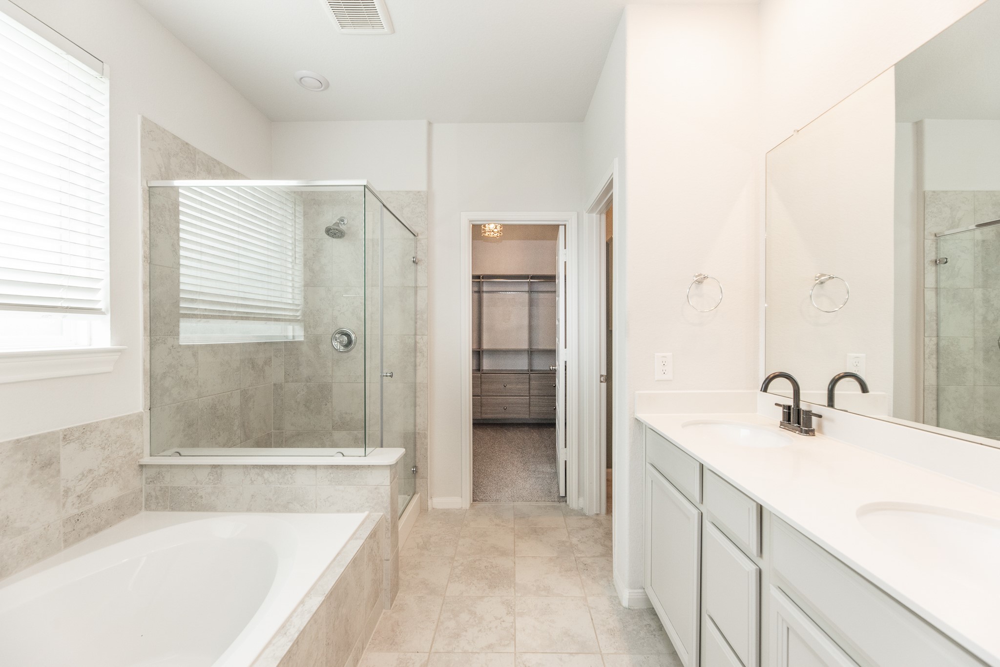 5943 Pearland Place Property Photo 19
