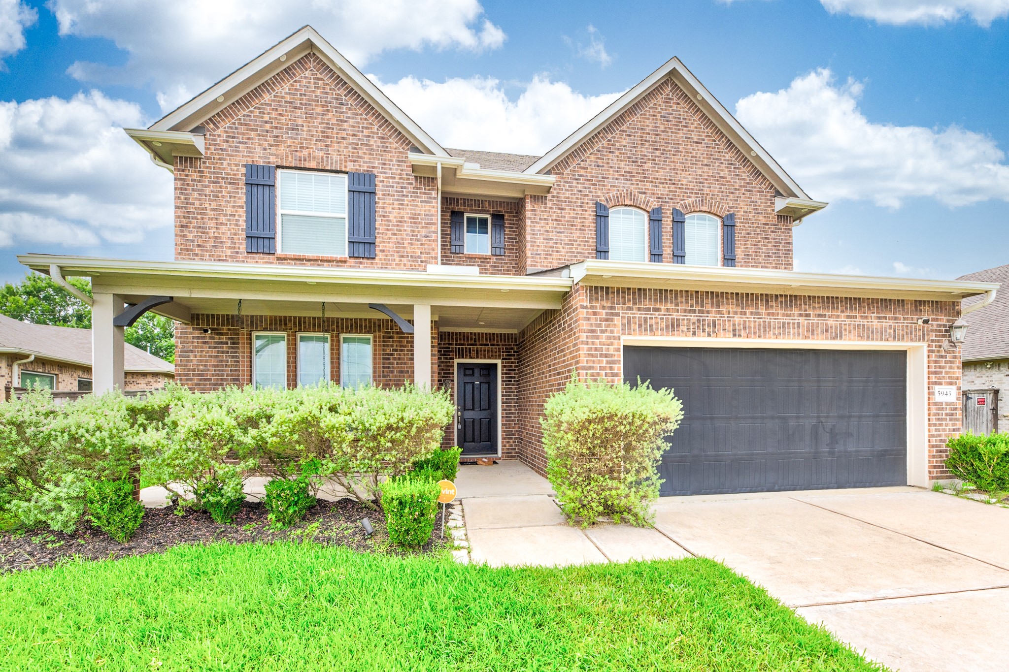 5943 Pearland Place Property Photo 39