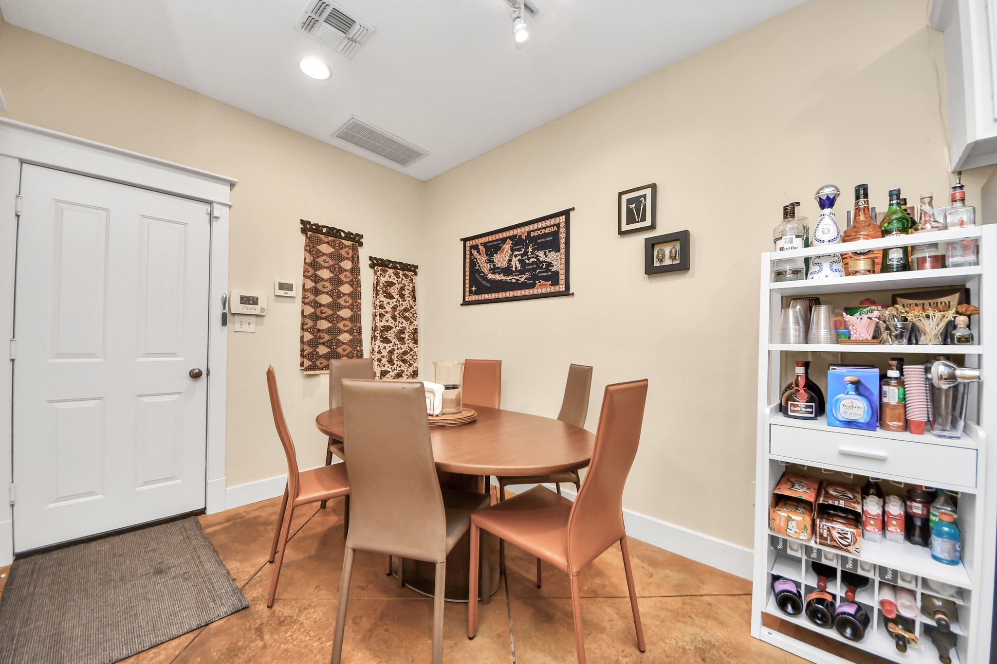 1810 Nicholson Street Property Photo 15