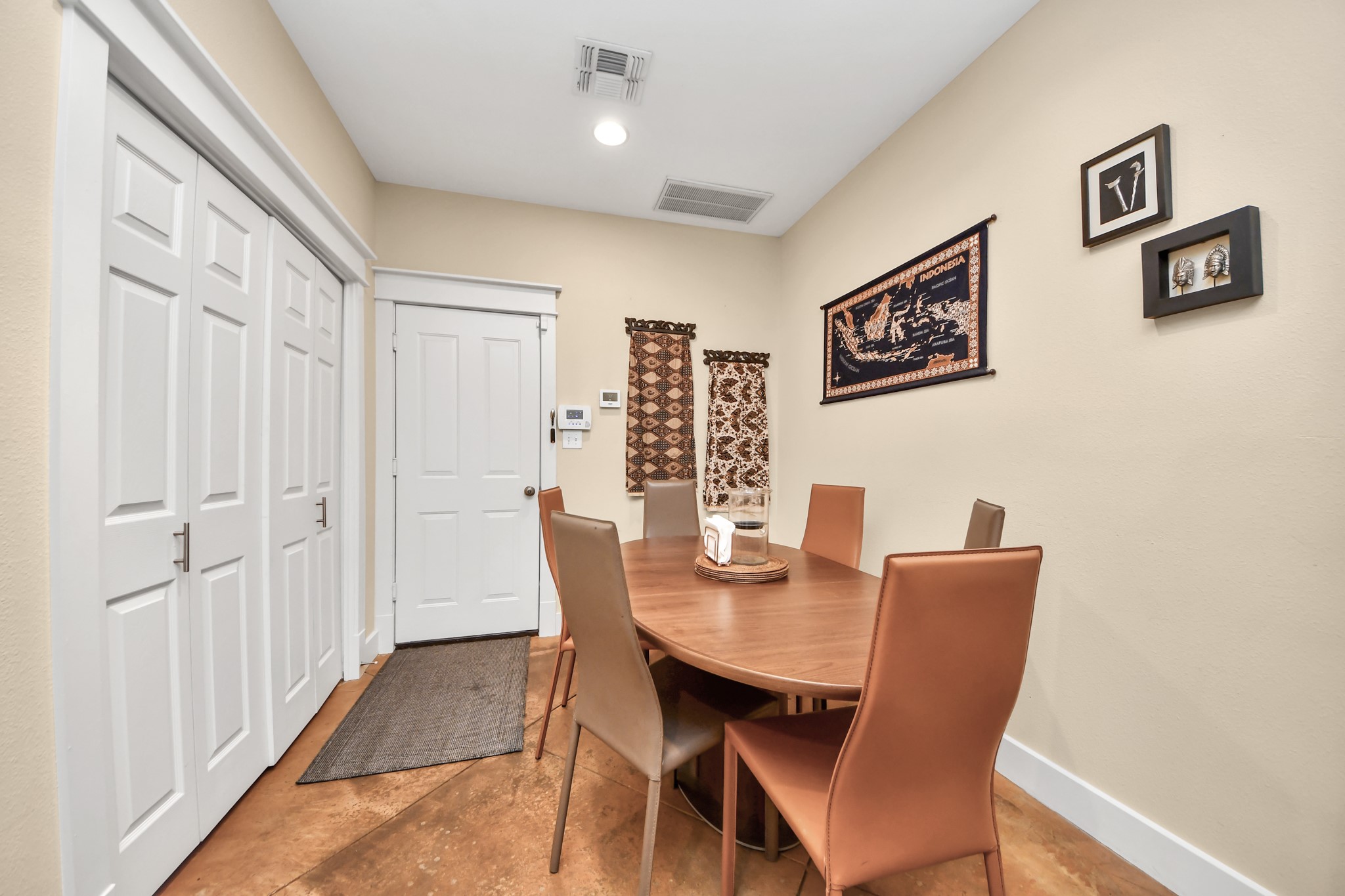 1810 Nicholson Street Property Photo 16
