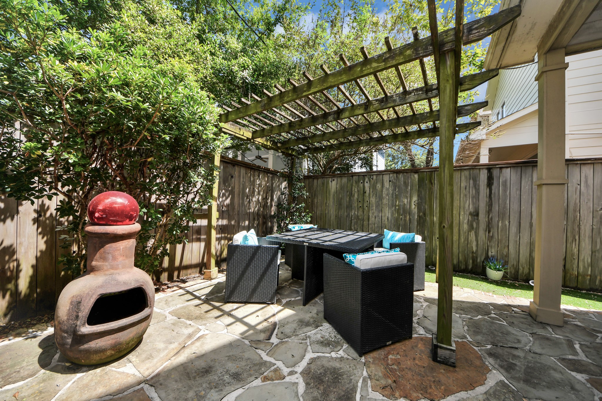 1810 Nicholson Street Property Photo 37