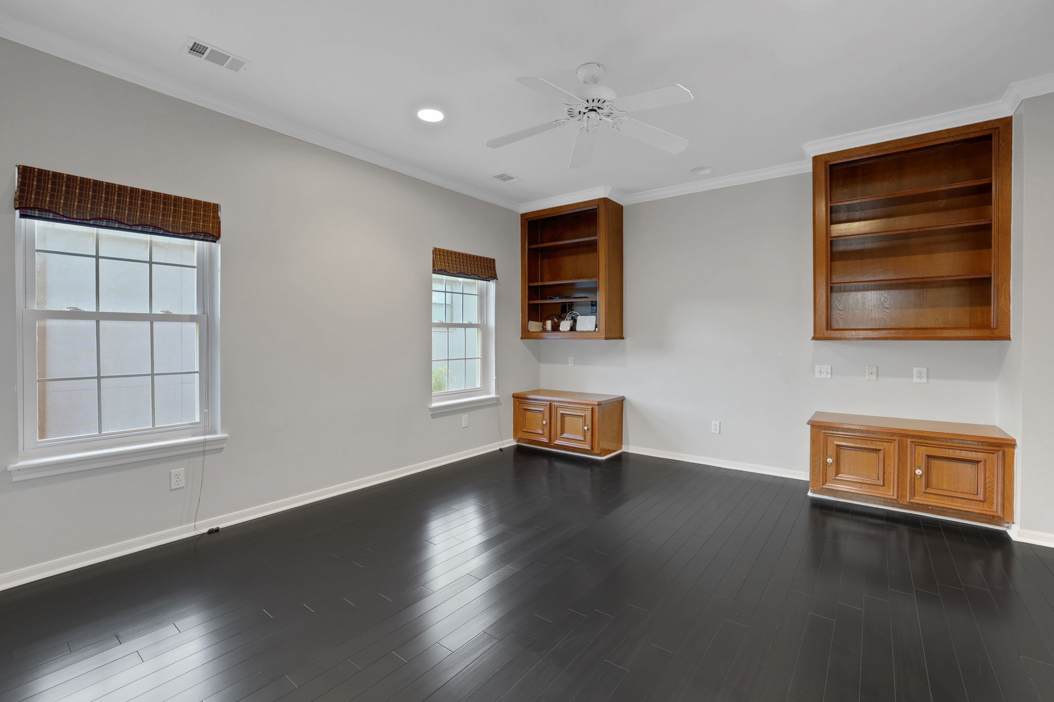 4616 Spruce Street Property Photo 31